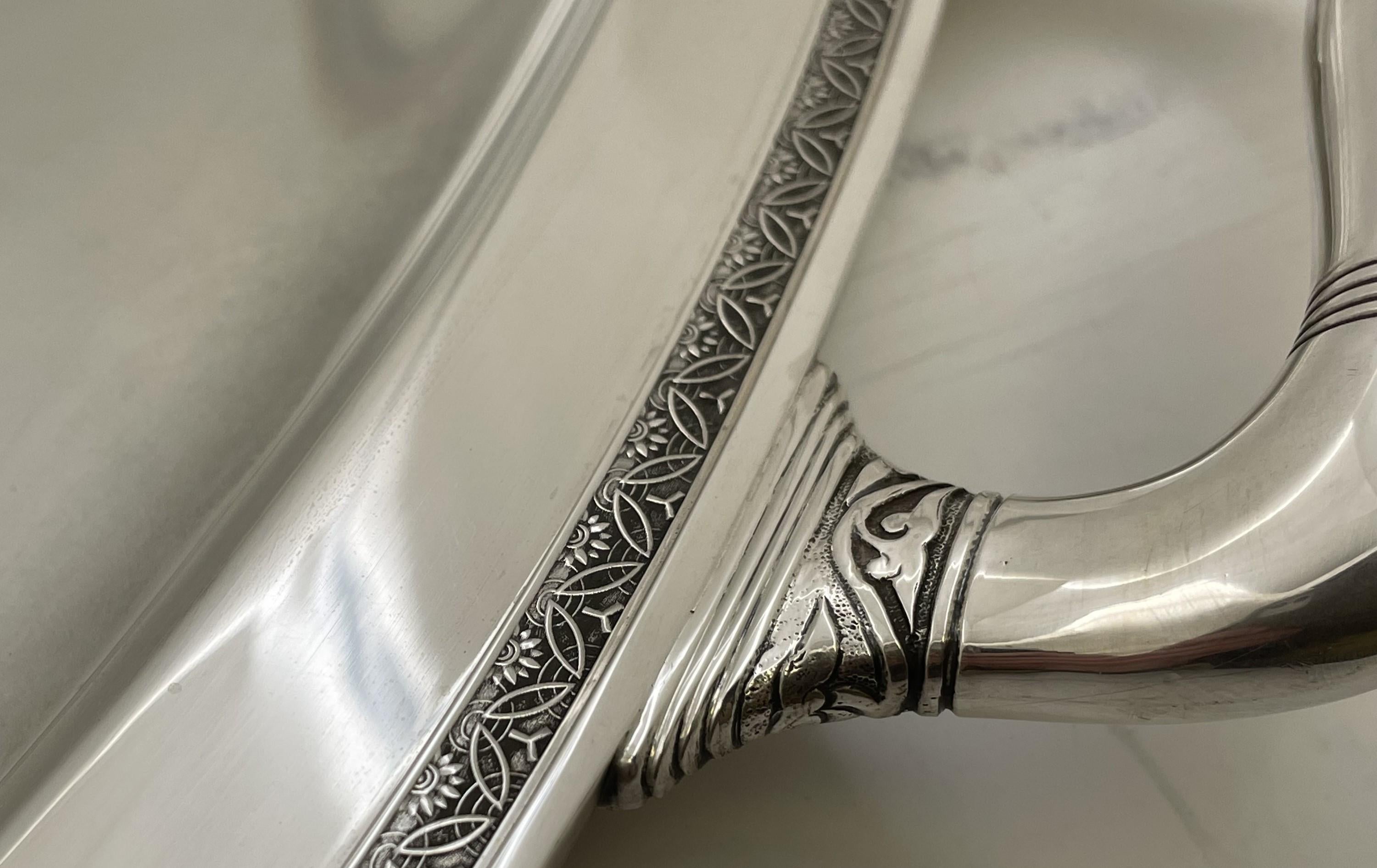 Tiffany & Co. Juego de té y café de plata de ley de 1877 en bandeja con motivos japoneses en venta 13