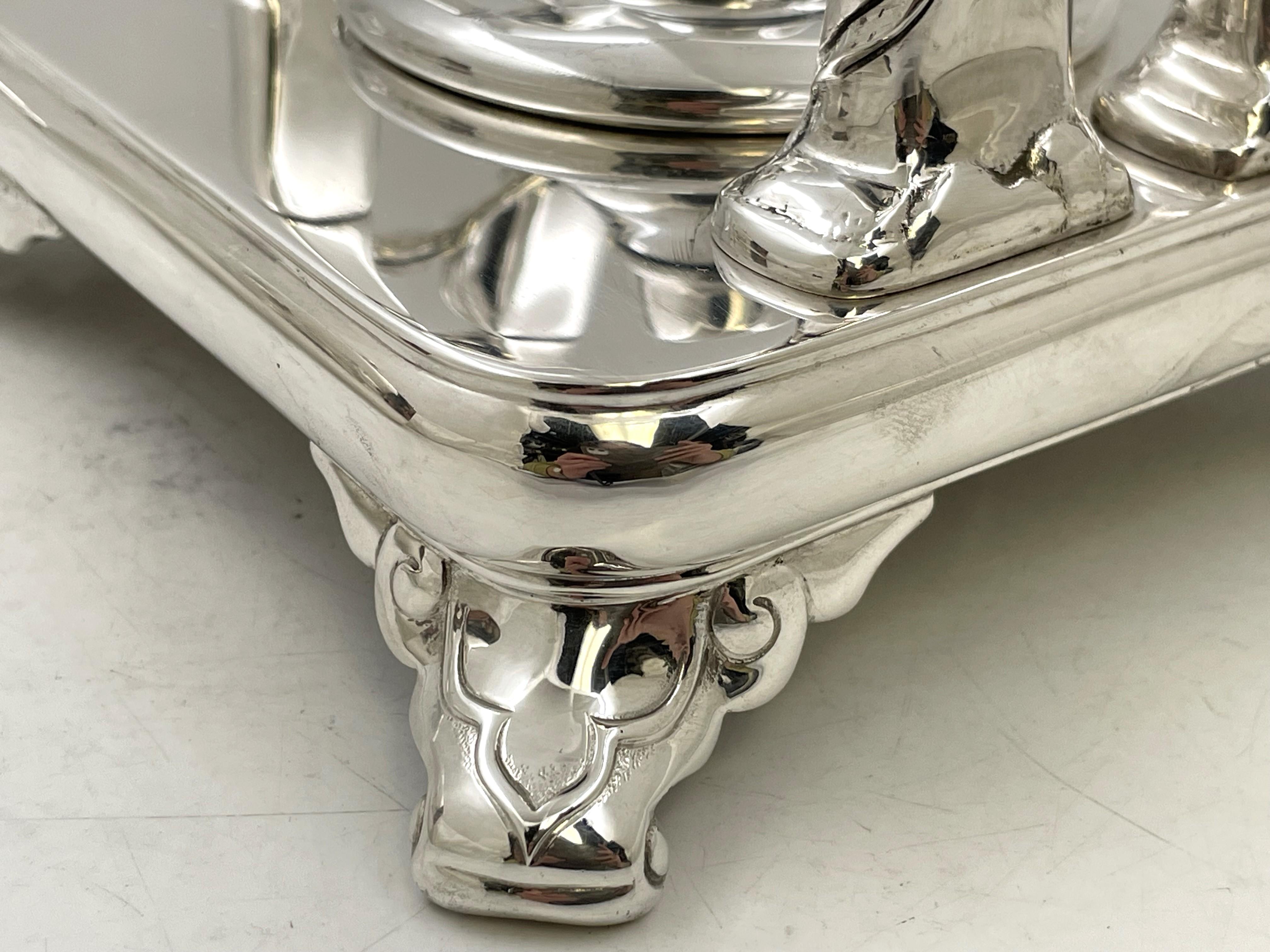 Tiffany & Co. Juego de té y café de plata de ley de 1877 en bandeja con motivos japoneses en Bueno estado para la venta en New York, NY
