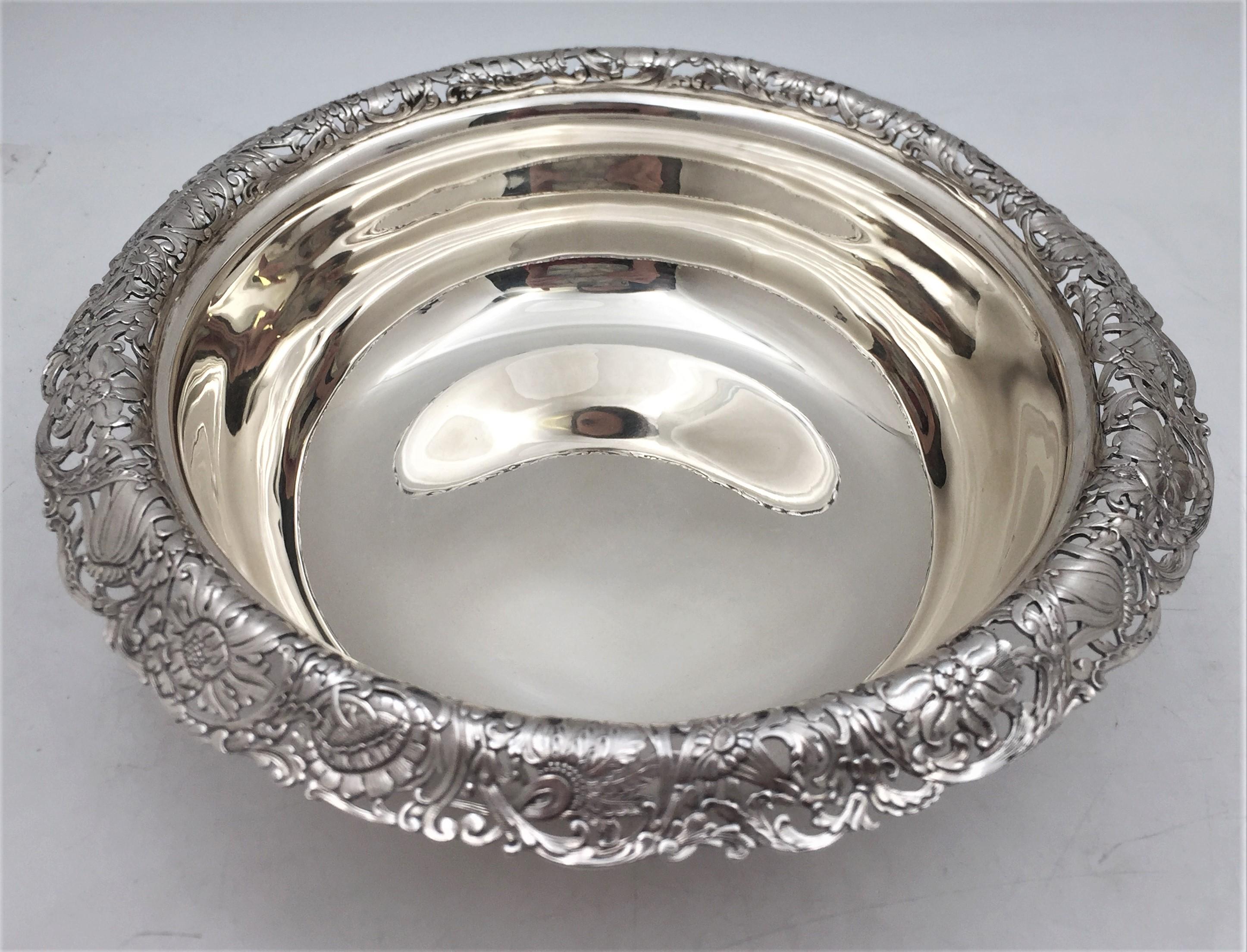American Tiffany & Co. Sterling Silver 1890s Bowl in Art Nouveau Style For Sale
