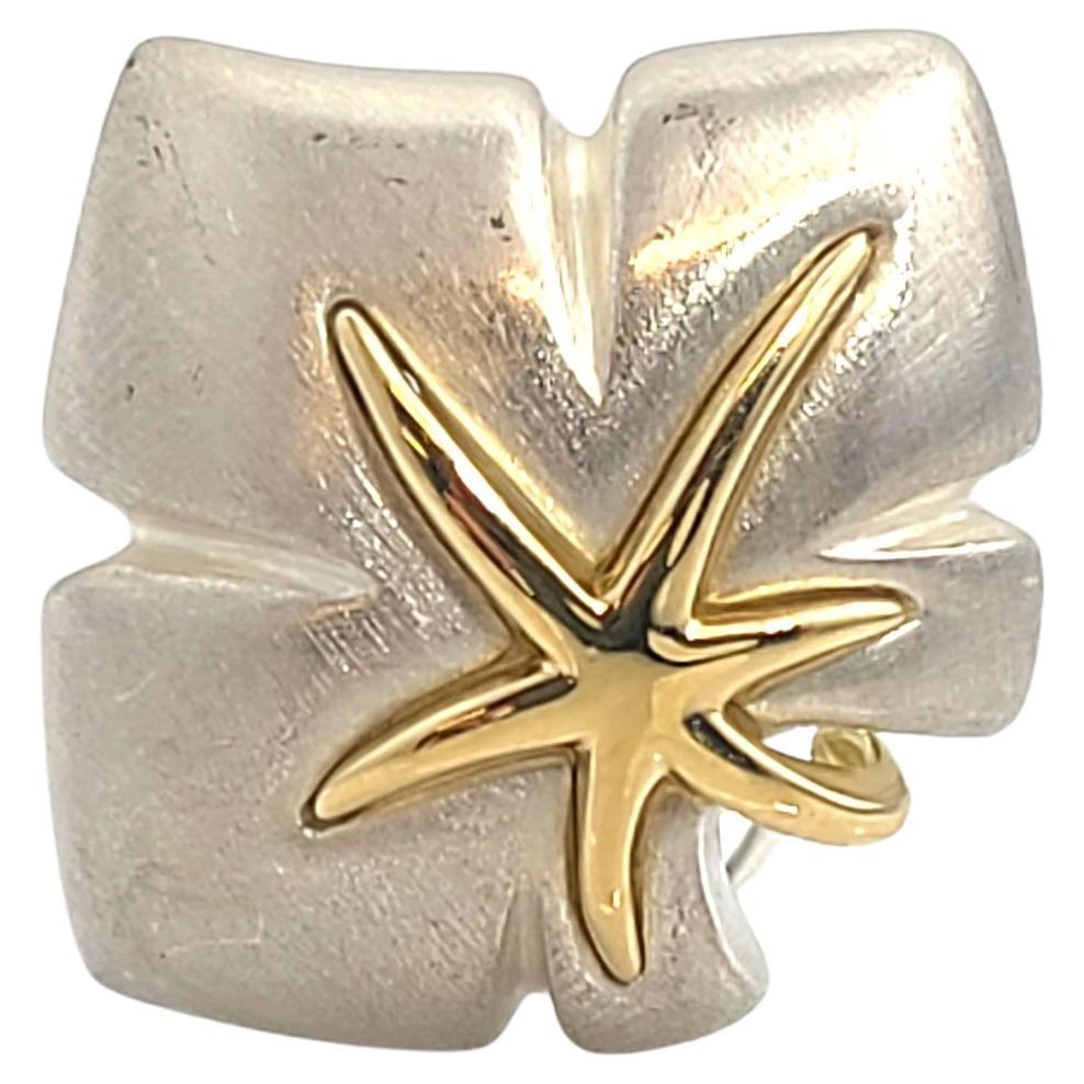 Tiffany & Co. Boucle d'oreille à clip en argent sterling, or 18K, étoile de mer en forme de lierre