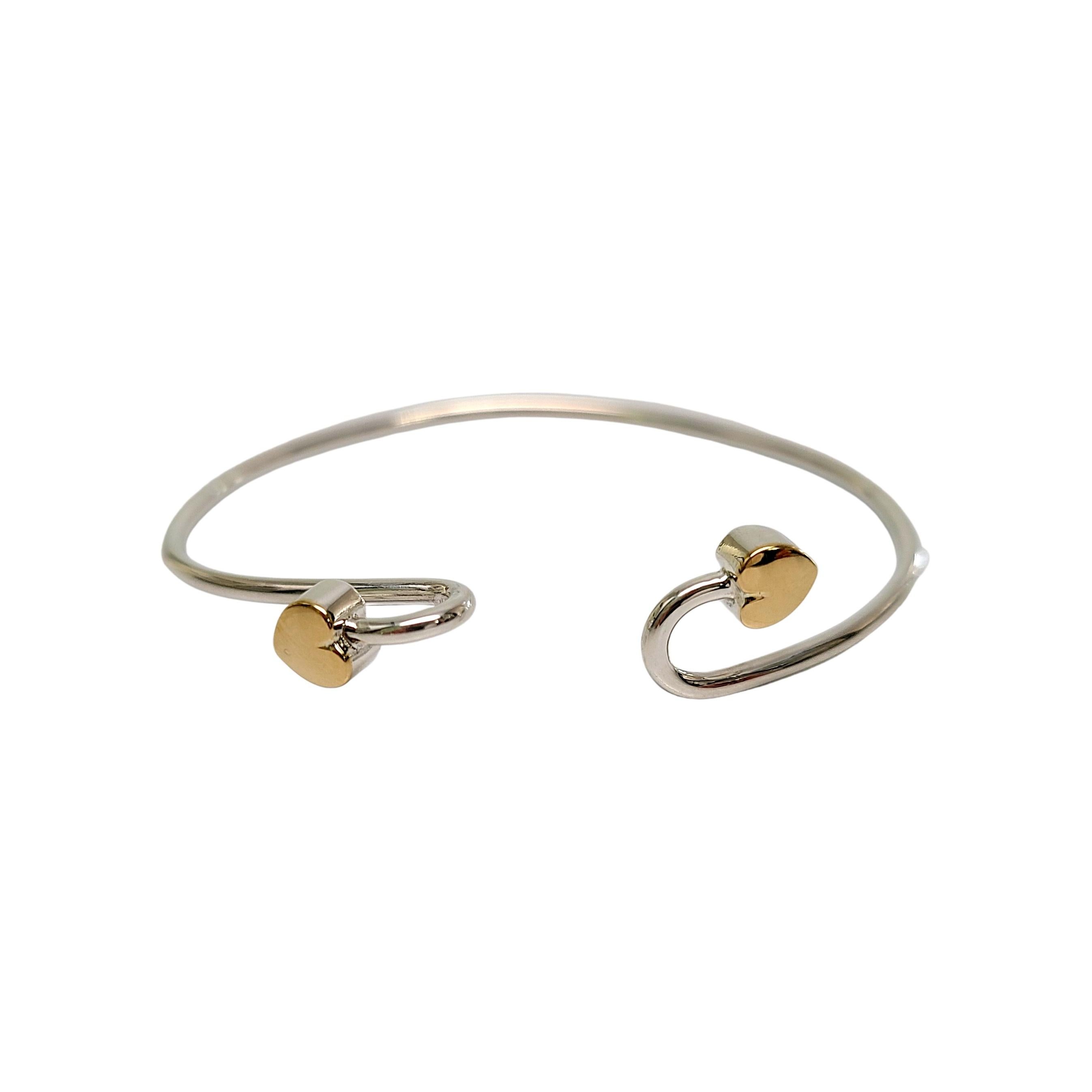 Tiffany & Co Sterling Silver 18K Yellow Gold Accent Double Heart Hook Bracelet In Good Condition In Washington Depot, CT