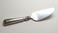 Tiffany & Co Sterling Silver 1905 Shell & Thread Pattern Cheese Serving Knife