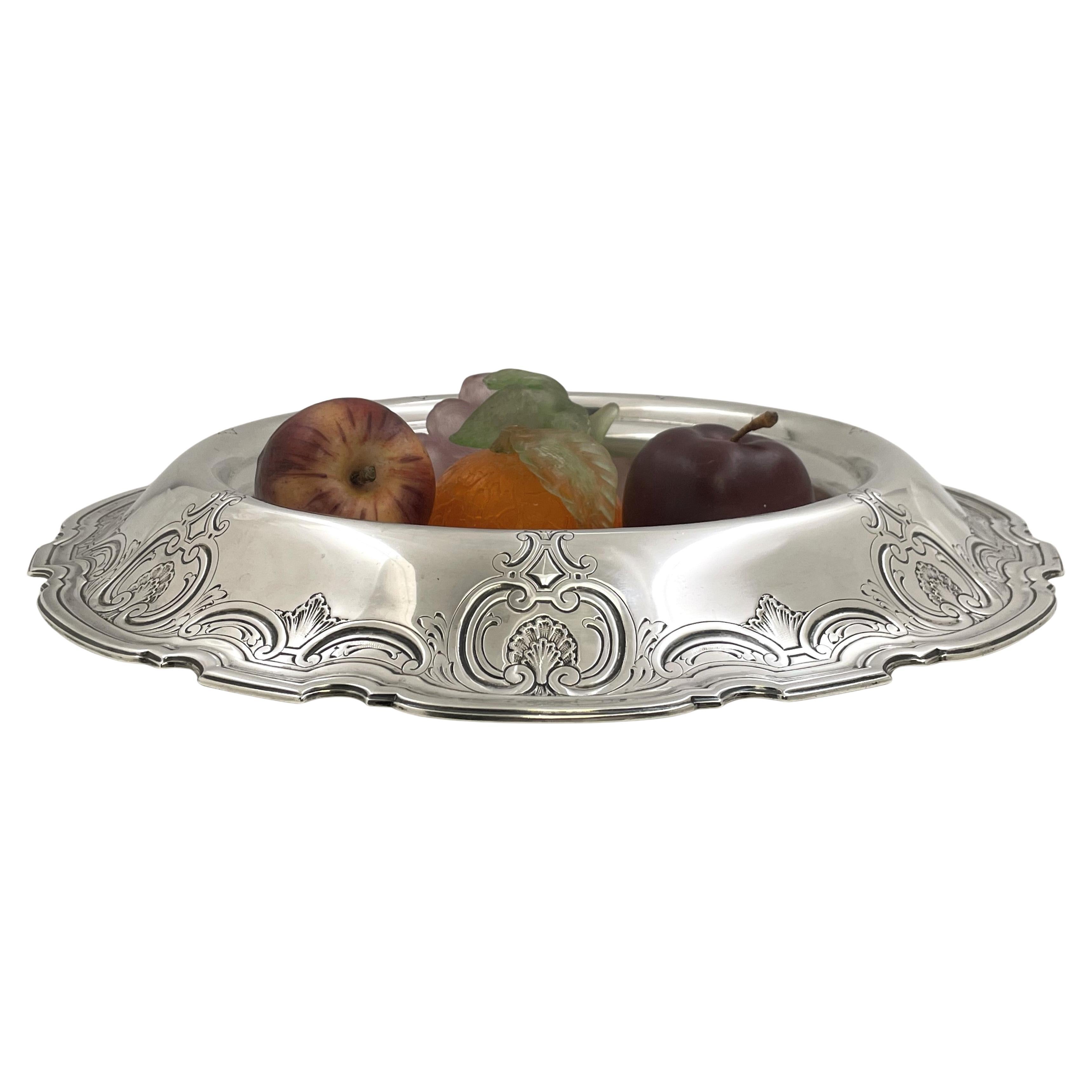 Tiffany & Co. Sterling Silver 1921 Centerpiece Bowl in Kings Pattern For Sale