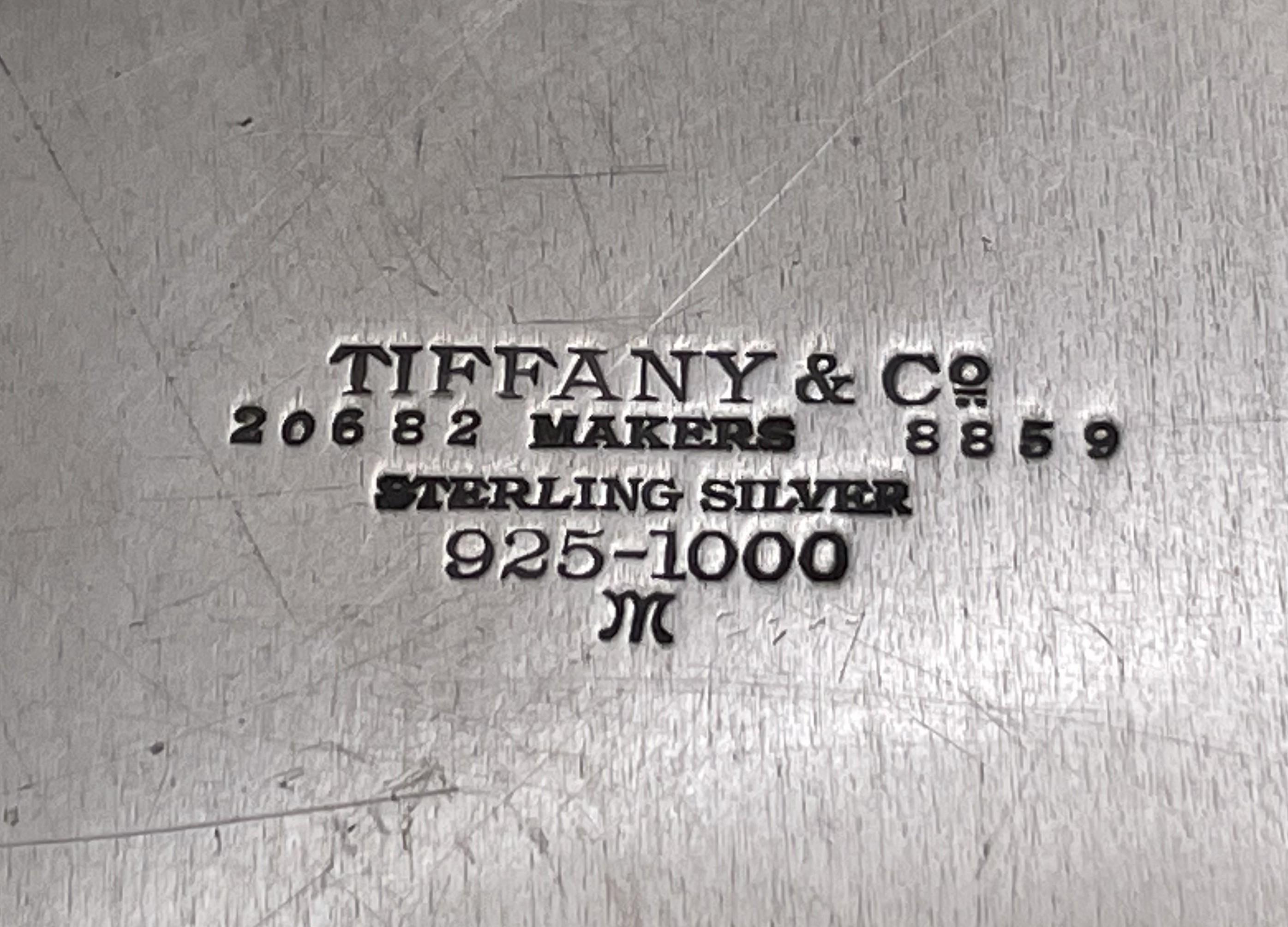 Tiffany & Co. Paire de bols à légumes couverts en argent sterling Art Déco 1926 en vente 1
