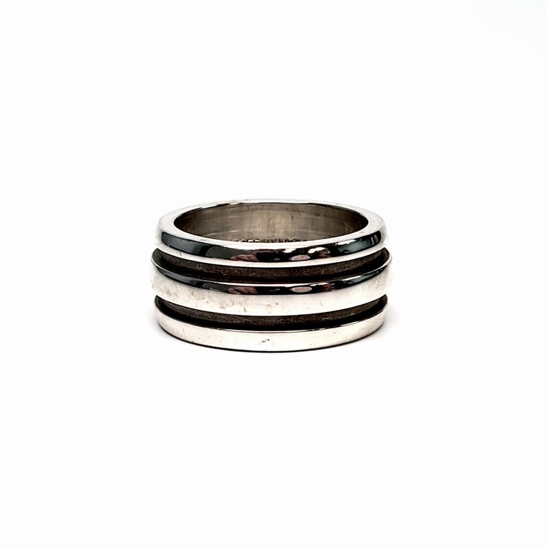Tiffany and Co Sterling Silver 1995 Grooved Unisex Ring at 1stDibs