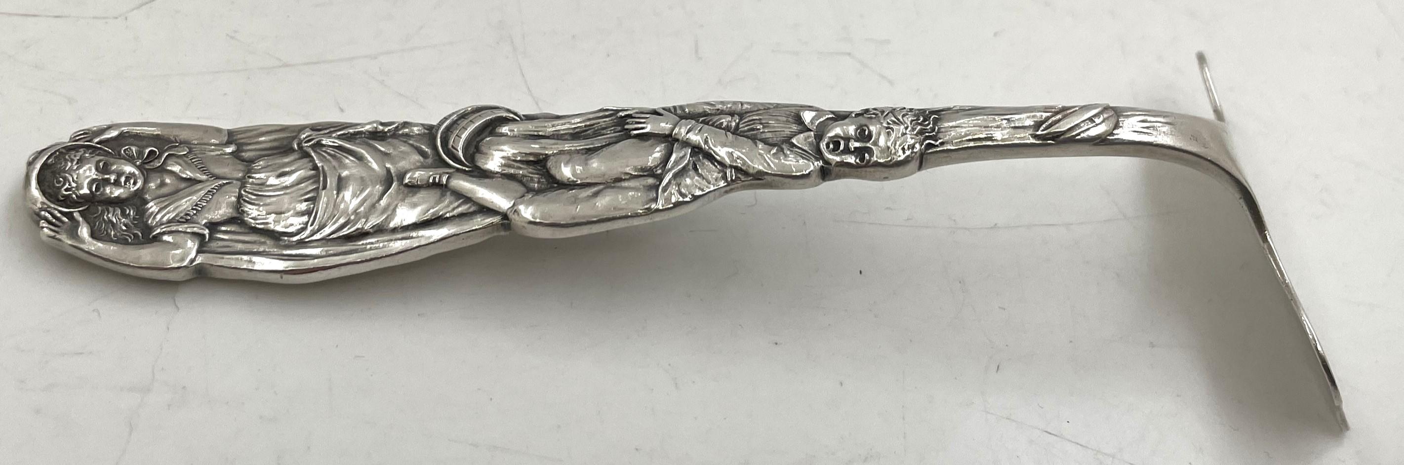 Tiffany & Co. Sterling Silver 4-Piece Child Set in Nursery Rhyme Pattern en venta 5
