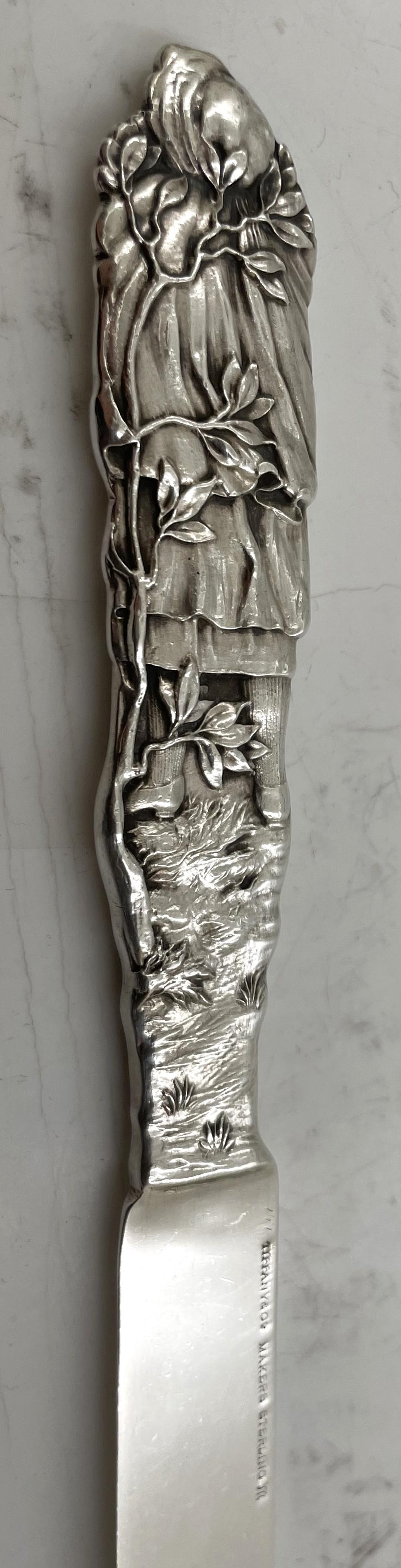 Tiffany & Co. Sterling Silver 4-Piece Child Set in Nursery Rhyme Pattern en venta 2