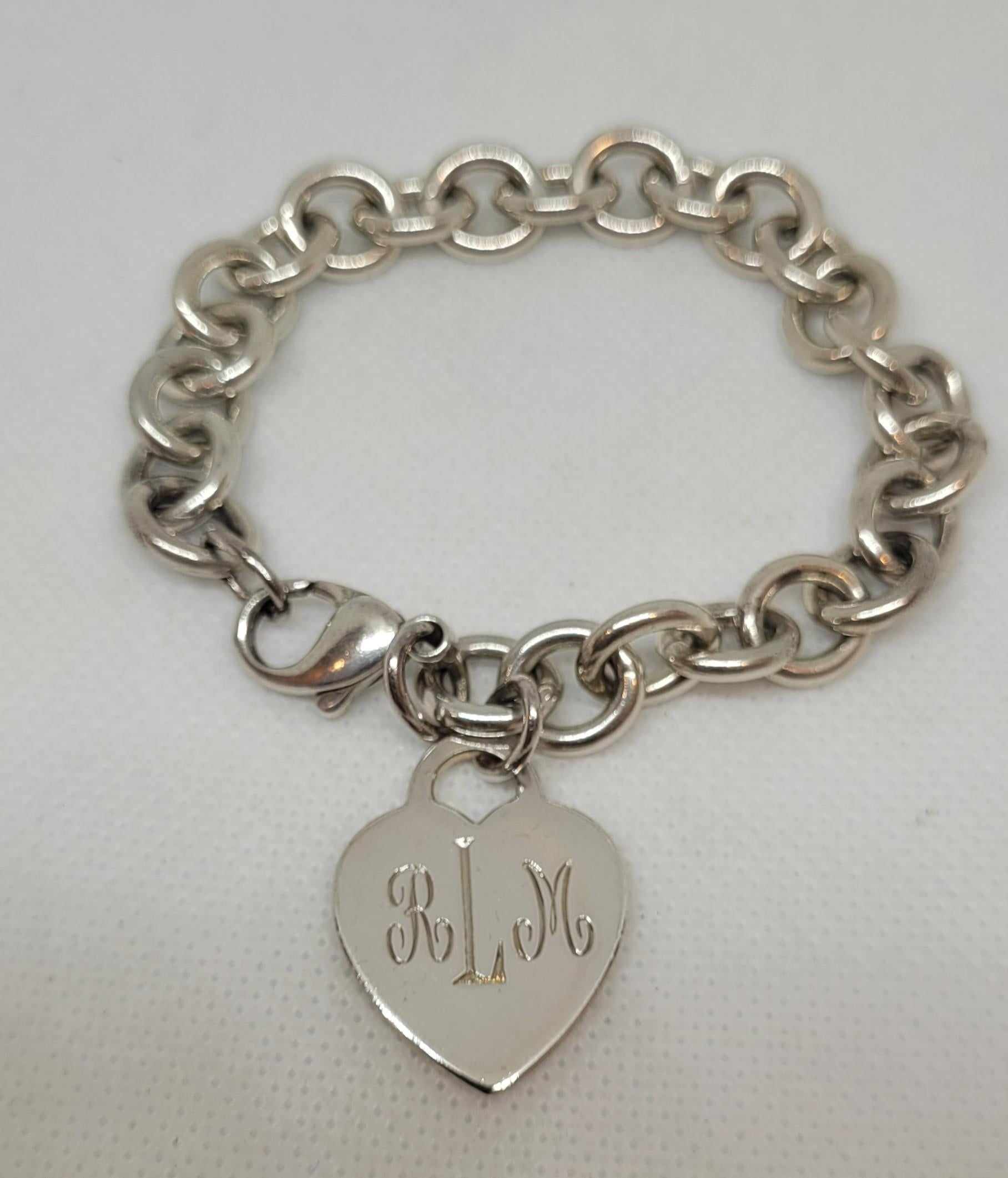Tiffany & Co. Sterling Silver 925 Chain Bracelet with Heart Pendant, Pouch 7.5in For Sale 2