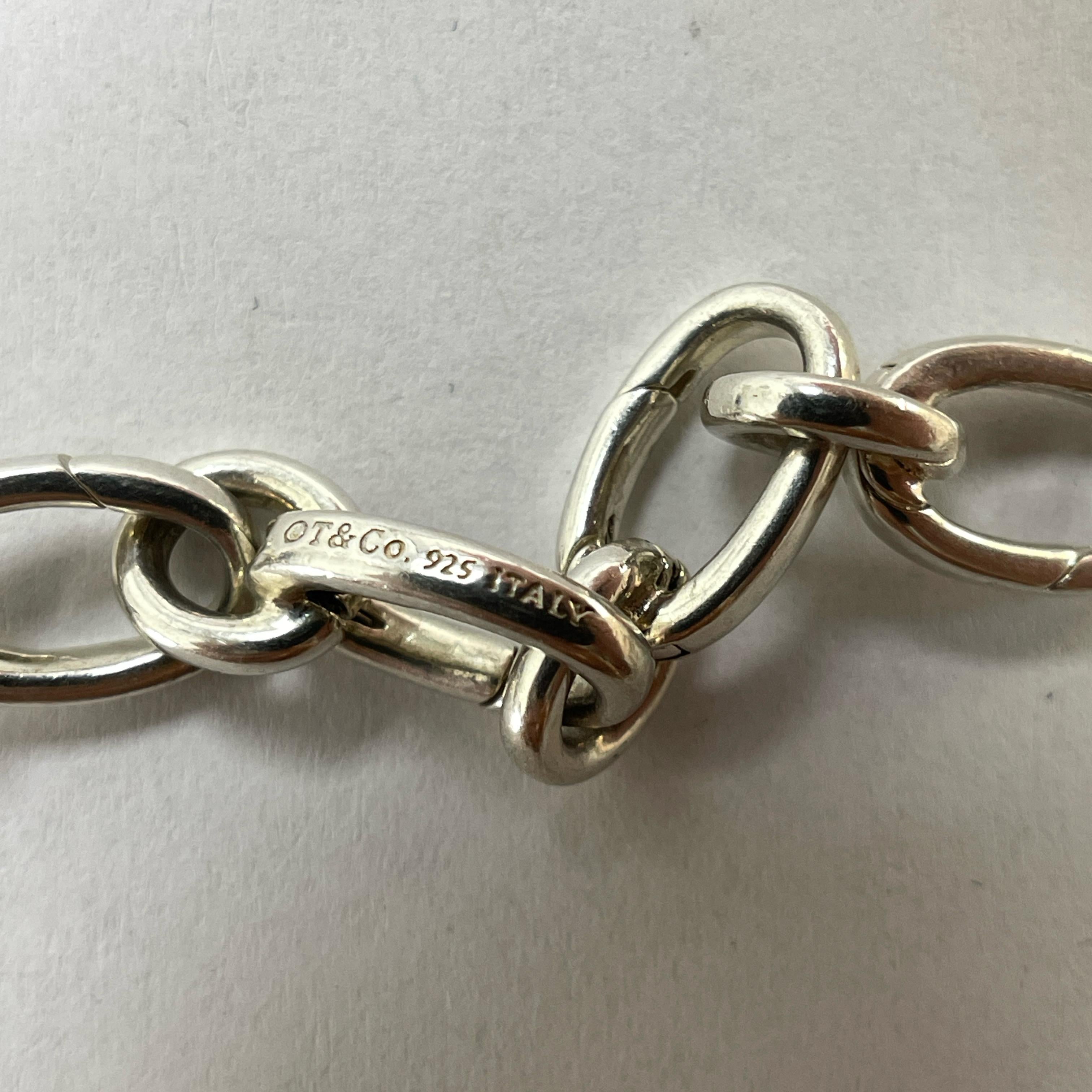 Tiffany & Co. Bracelet en argent 925 avec breloques multiples en vente 1