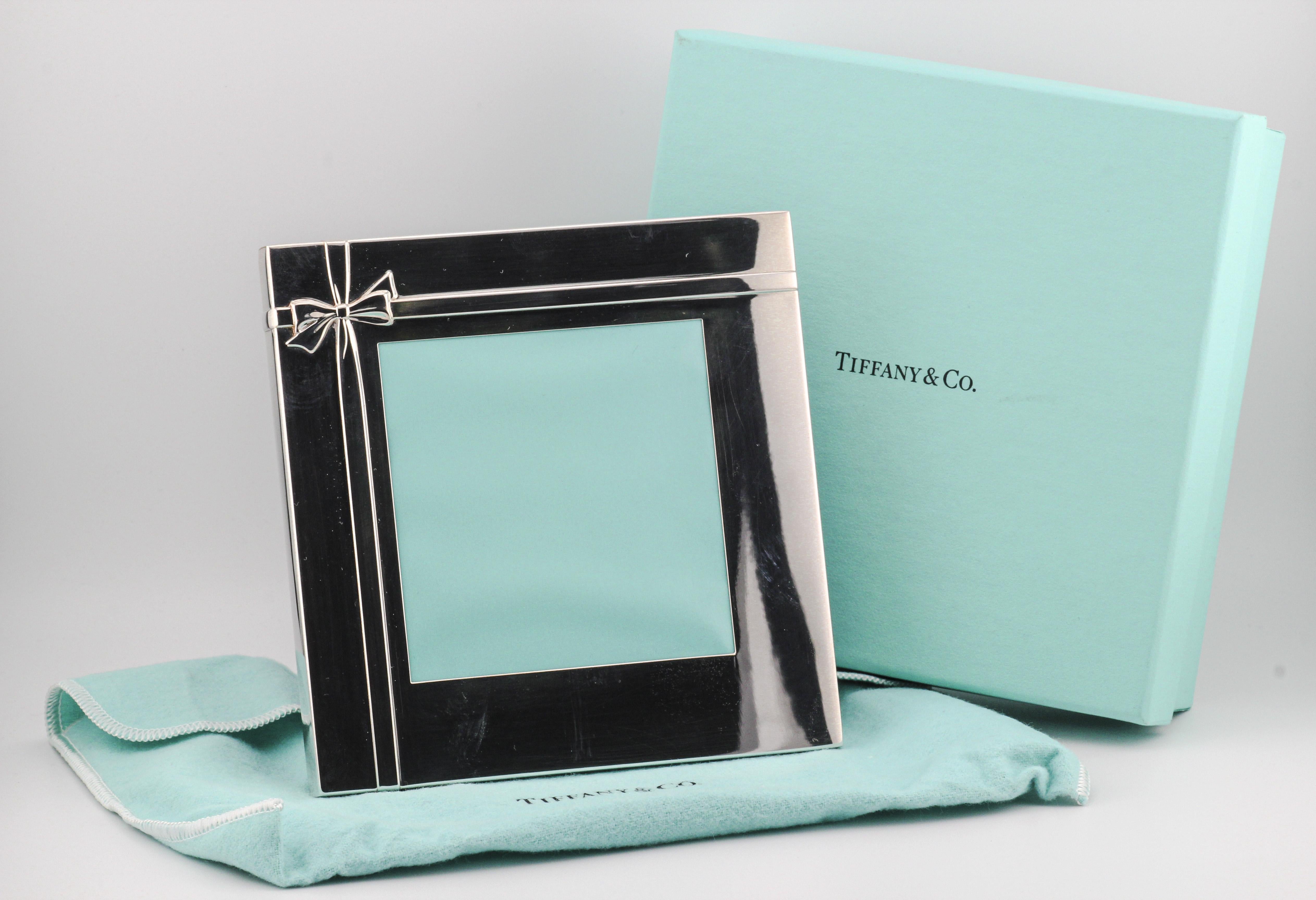 Tiffany & Co. Sterling Silver and Leather Wrapped Gift Picture Frame 3