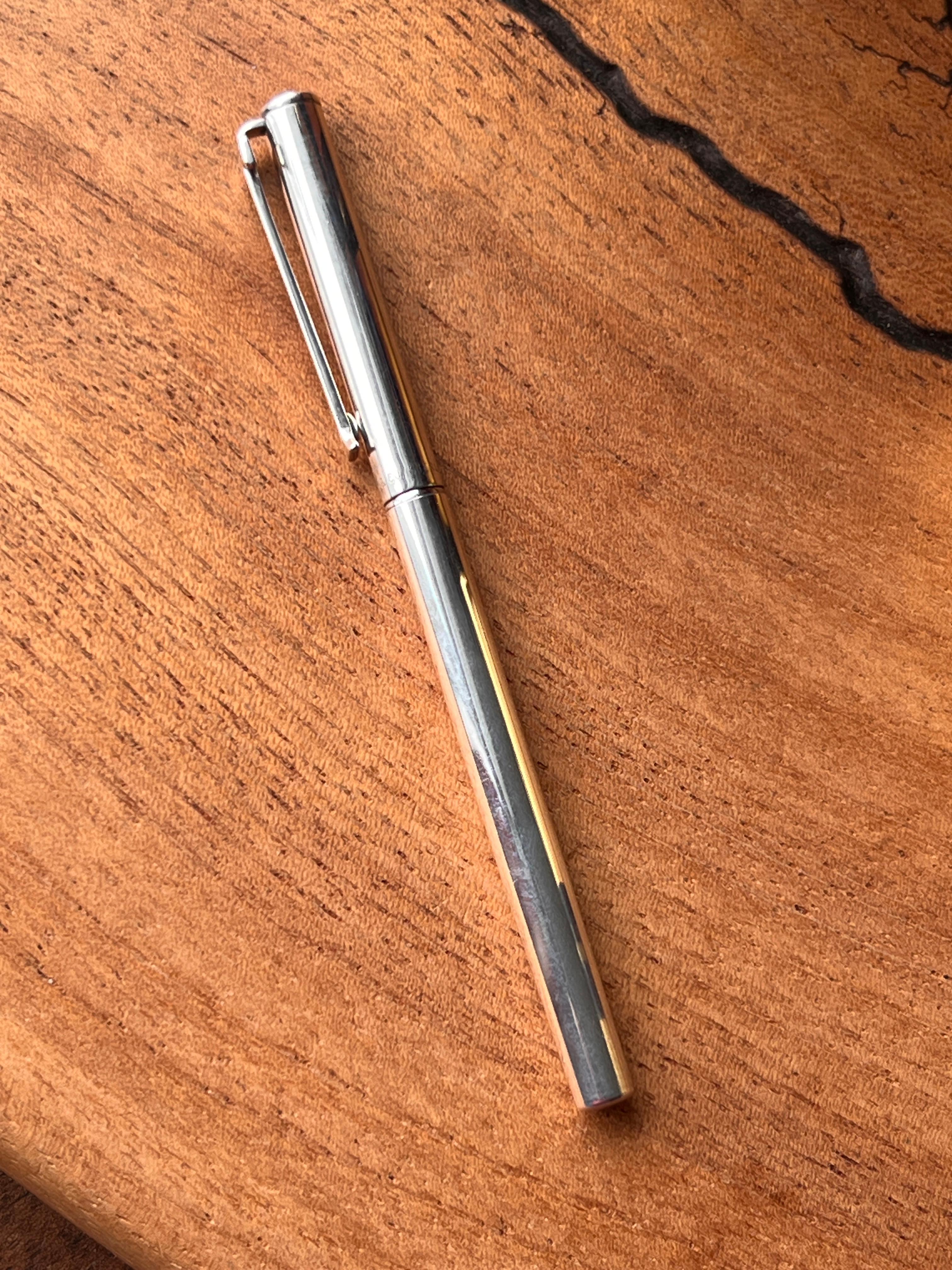 Contemporaneo Tiffany & Co. Penna a sfera in argento Sterling Silver in vendita