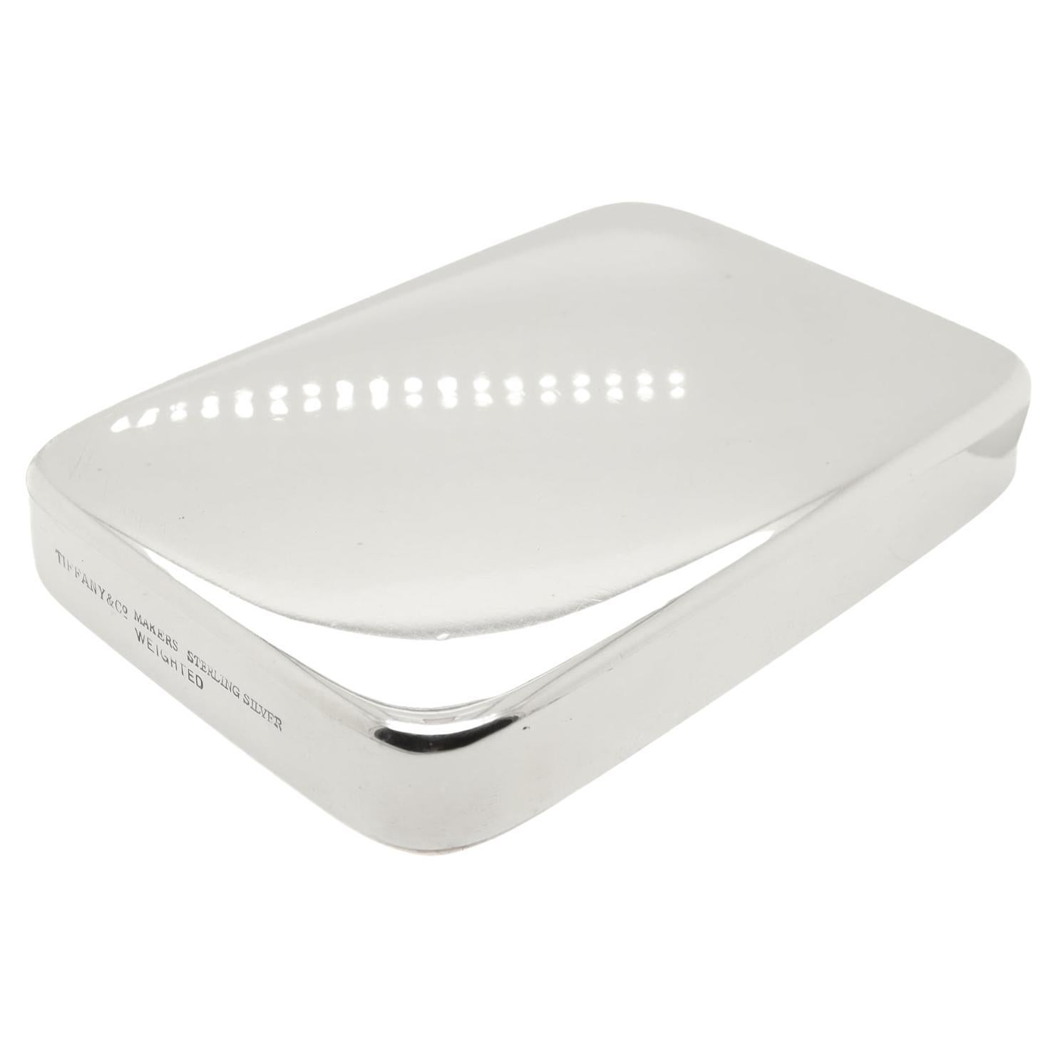 Tiffany & Co. Presse-papiers rectangulaire pesant le bar en argent sterling