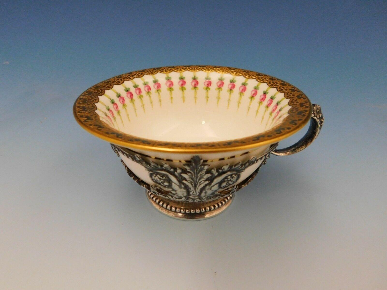 Sterling silver bouillon cup with cherubs and liner made for Tiffany Cup, measures: 3 1/2