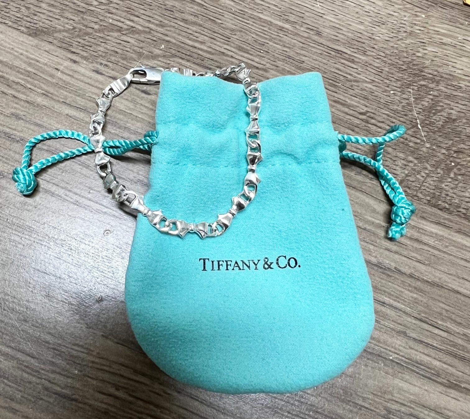  Tiffany & Co. Bracelet à maillons en argent sterling avec nœud  Pour femmes 
