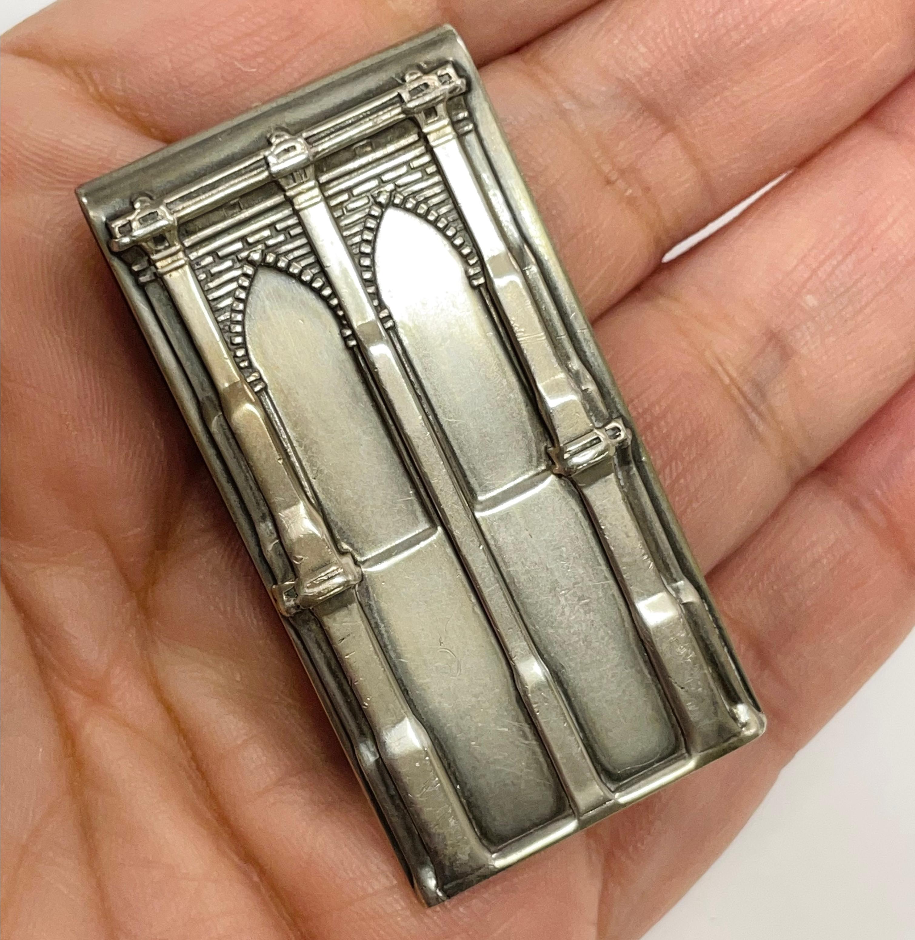 Tiffany & Co. Sterling Silber Brooklyn Bridge Geldklammer im Zustand „Gut“ in Palm Desert, CA