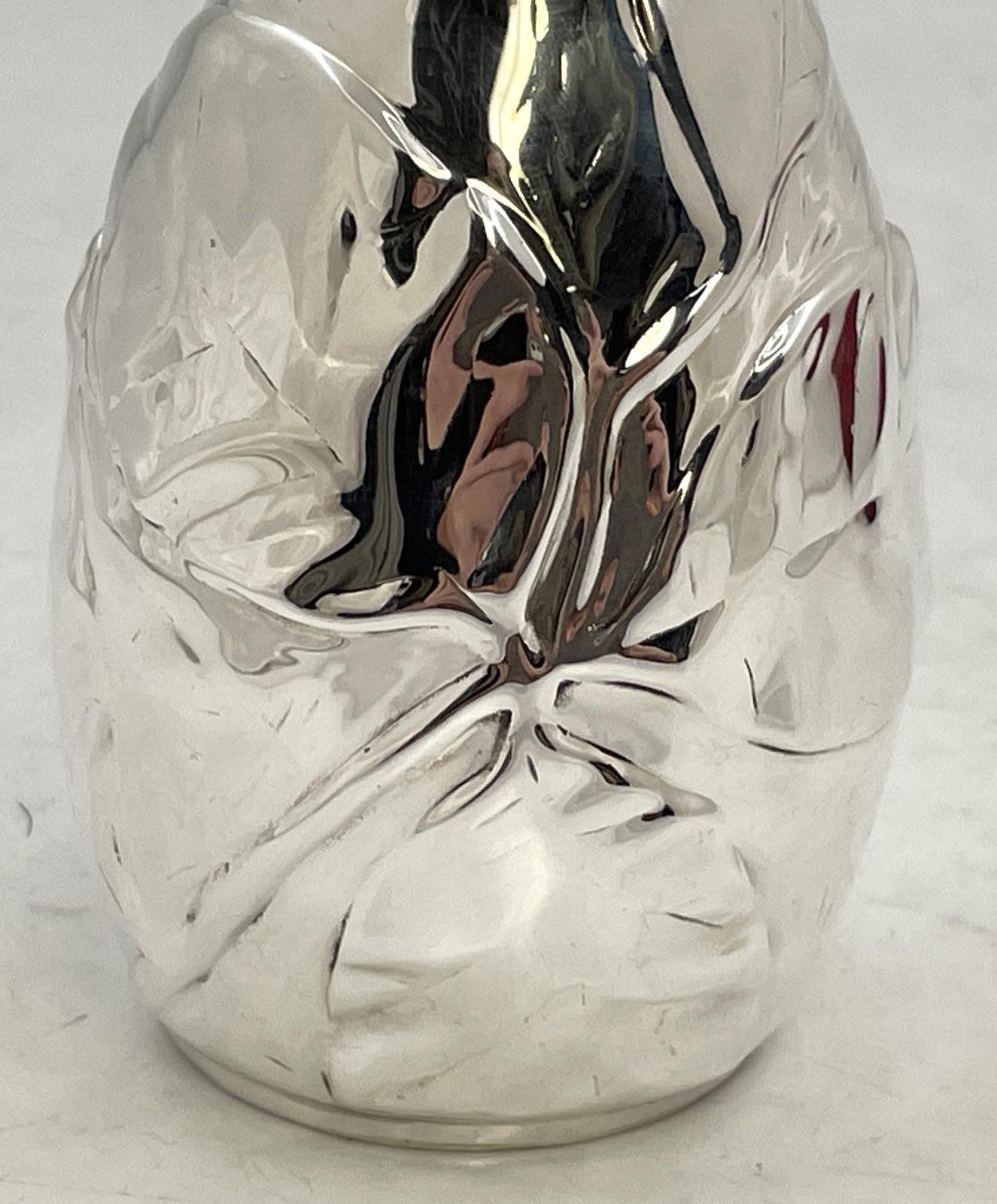 Tiffany & Co. Vaso a bocciolo in argento Sterling disegnato da Louis Comfort Tiffany In condizioni buone in vendita a New York, NY