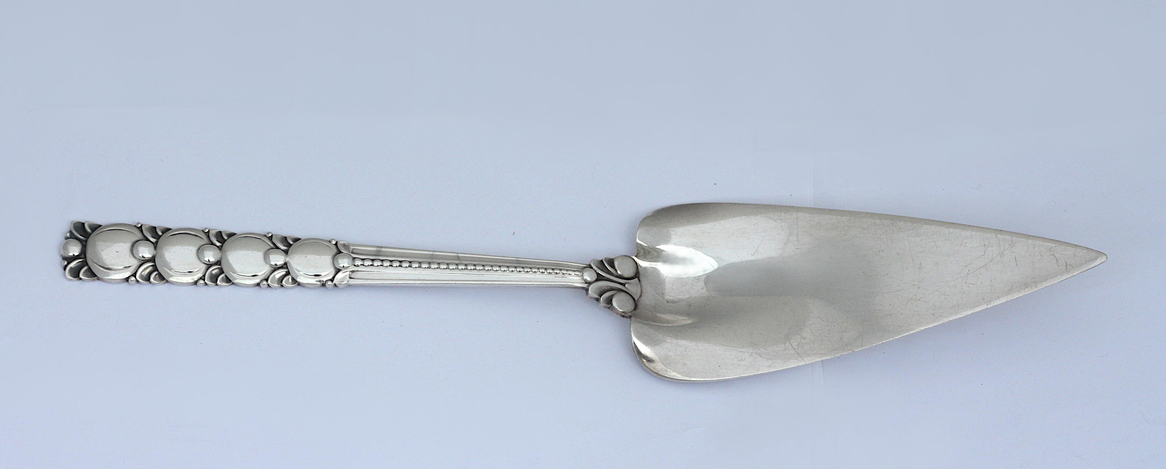 20th Century Tiffany & Co. Sterling Silver Cake Server For Sale