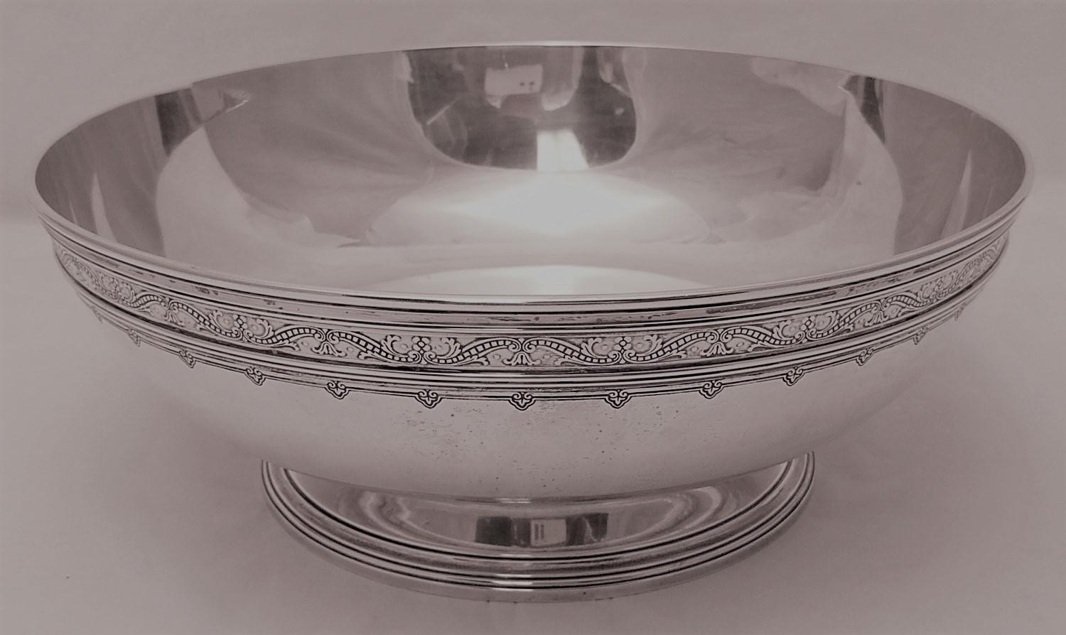 American Tiffany & Co. Sterling Silver Centerpiece Bowl from 1914 in Art Deco Style