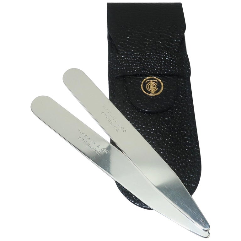 Tiffany and Co. Sterling Silver Collar Stays With Case at 1stDibs