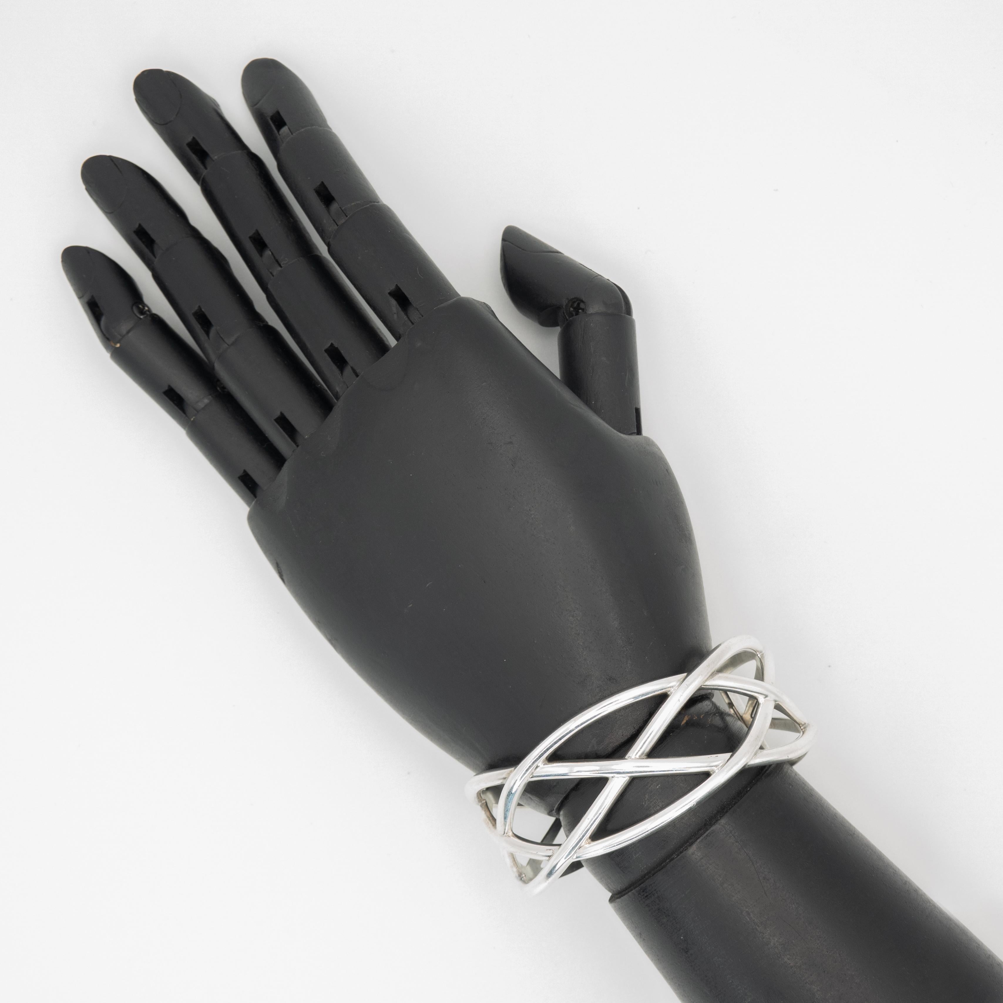 Tiffany & Co. Sterling Silver Criss-Cross Lattice Open Cuff Bracelet in vendita 4