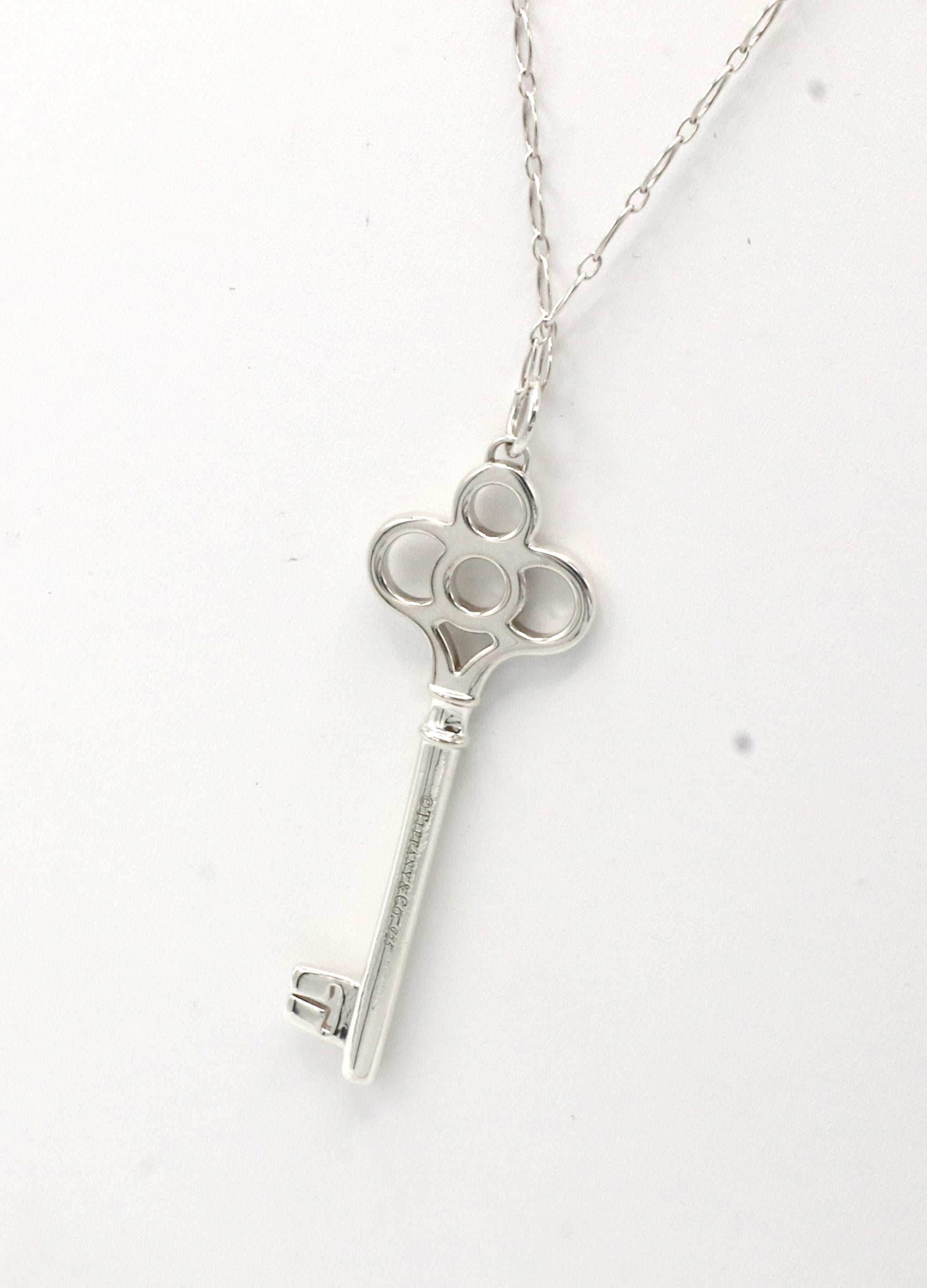 Tiffany & Co. Sterling Silver Crown Key Pendant Long Chain Necklace
Metal: Sterling silver 925
Weight: 11.6 grams
Key: 62 x 20mm
Chain length: 32 inches

