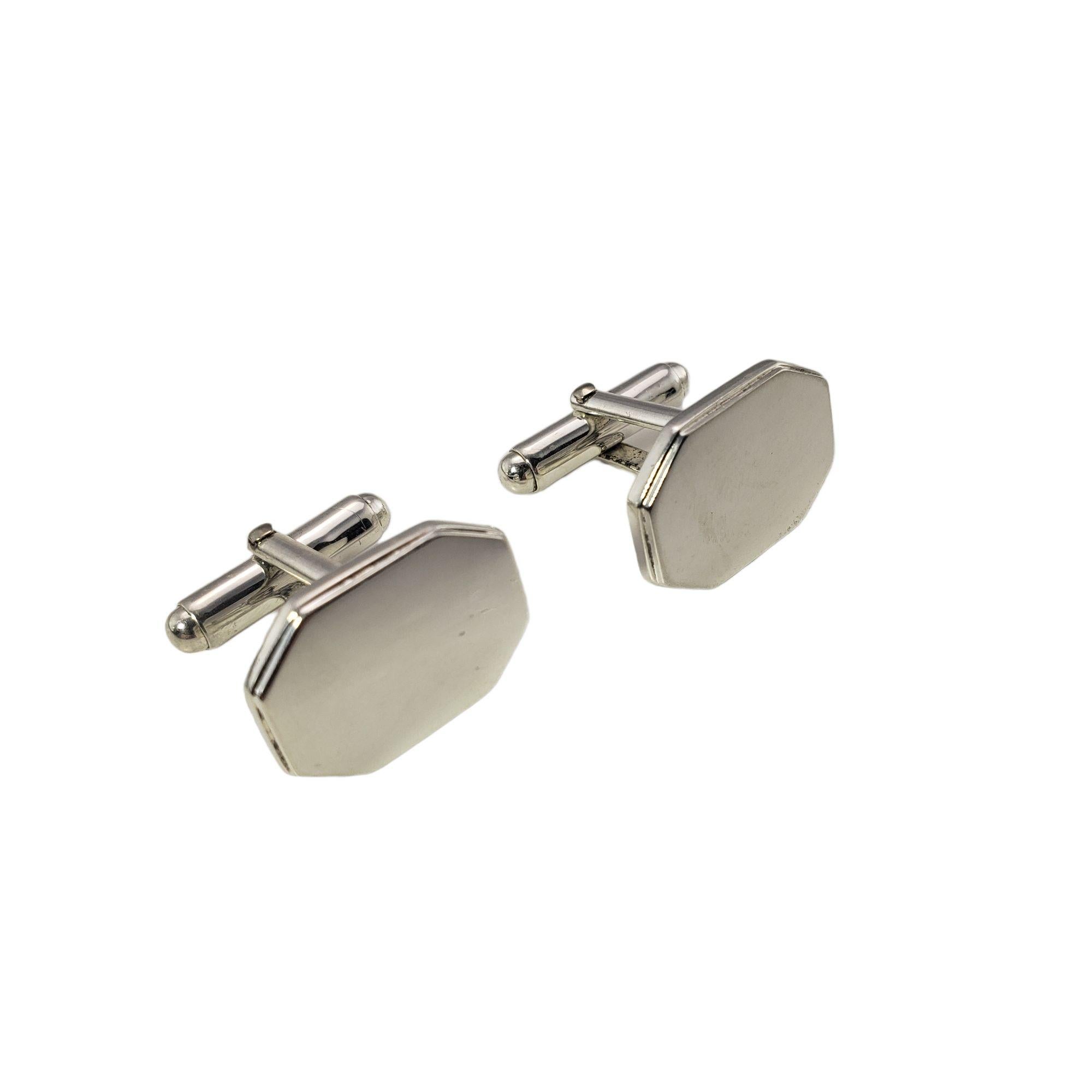 Tiffany & Co. Sterling Silver Cufflinks #13026 In Good Condition For Sale In Washington Depot, CT