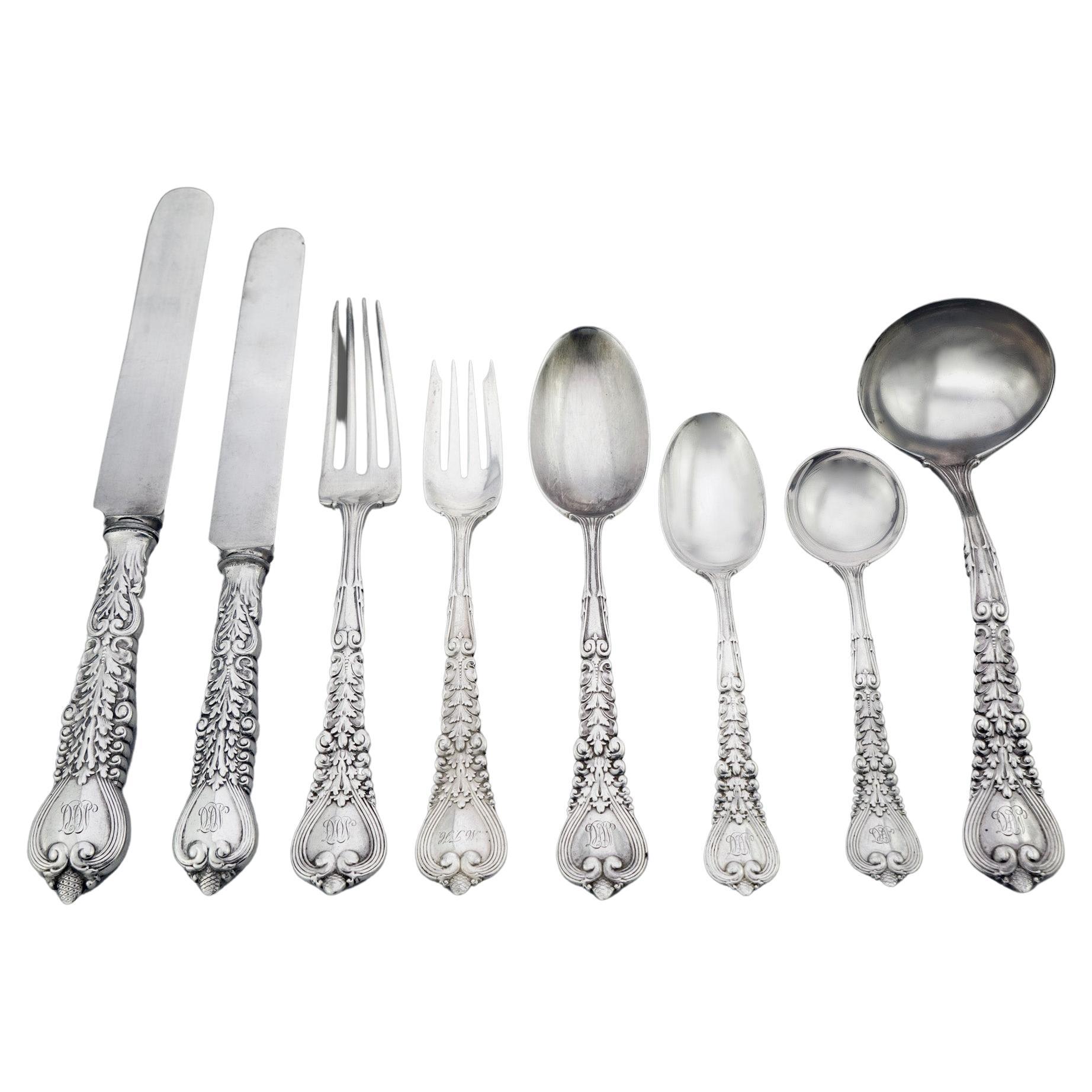 Tiffany & Co sterling silver cutlery set of 8 pieces in a Florentine pattern For Sale