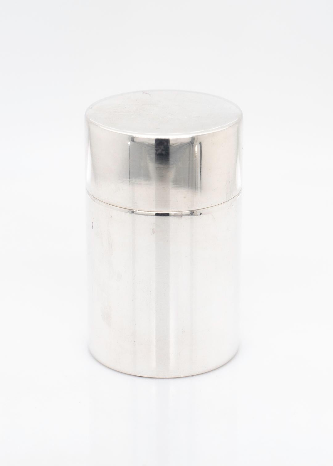 Tiffany & Co. Sterling Silber Zylindrisch 1837 Pille oder Dresser Box für Damen oder Herren