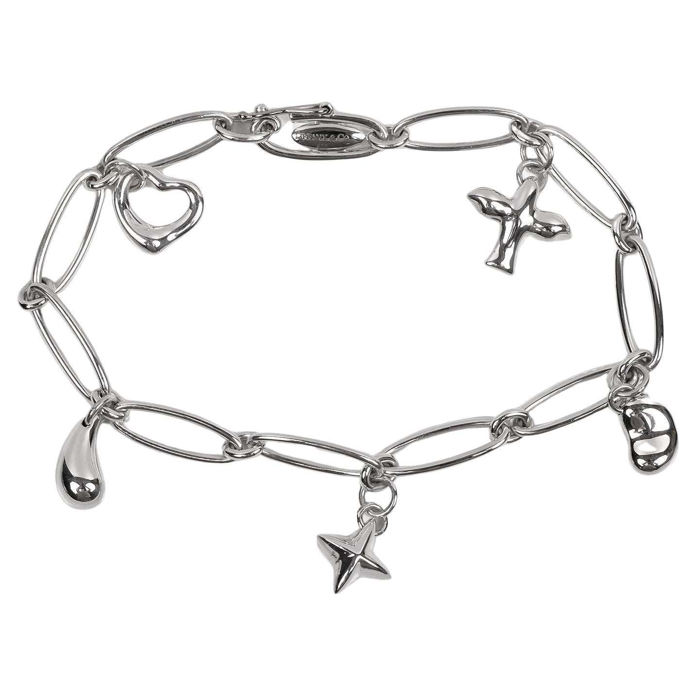 Tiffany & Co. Bracciale a 5 charm in argento Elsa Peretti a maglie larghe