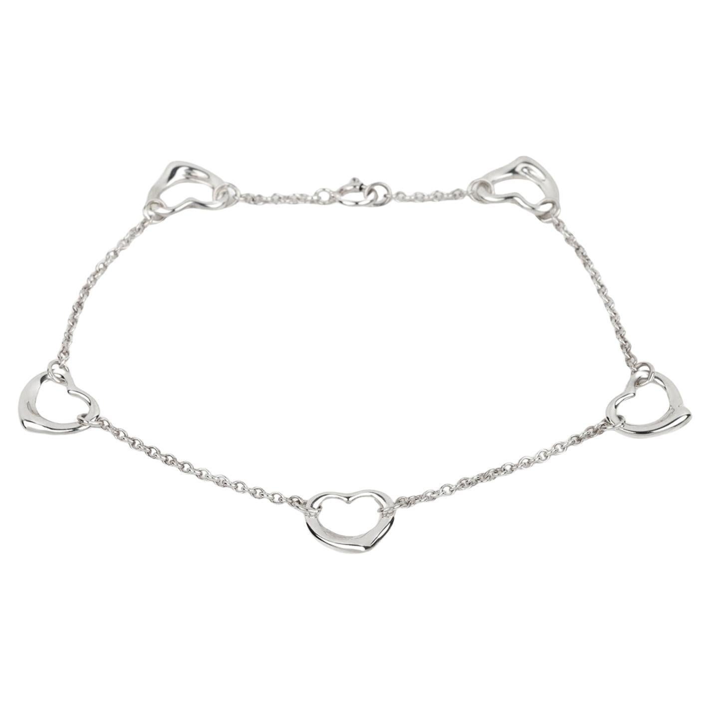 Tiffany & Co. Bracelet en argent Elsa Peretti avec 5 cœurs ouverts en vente