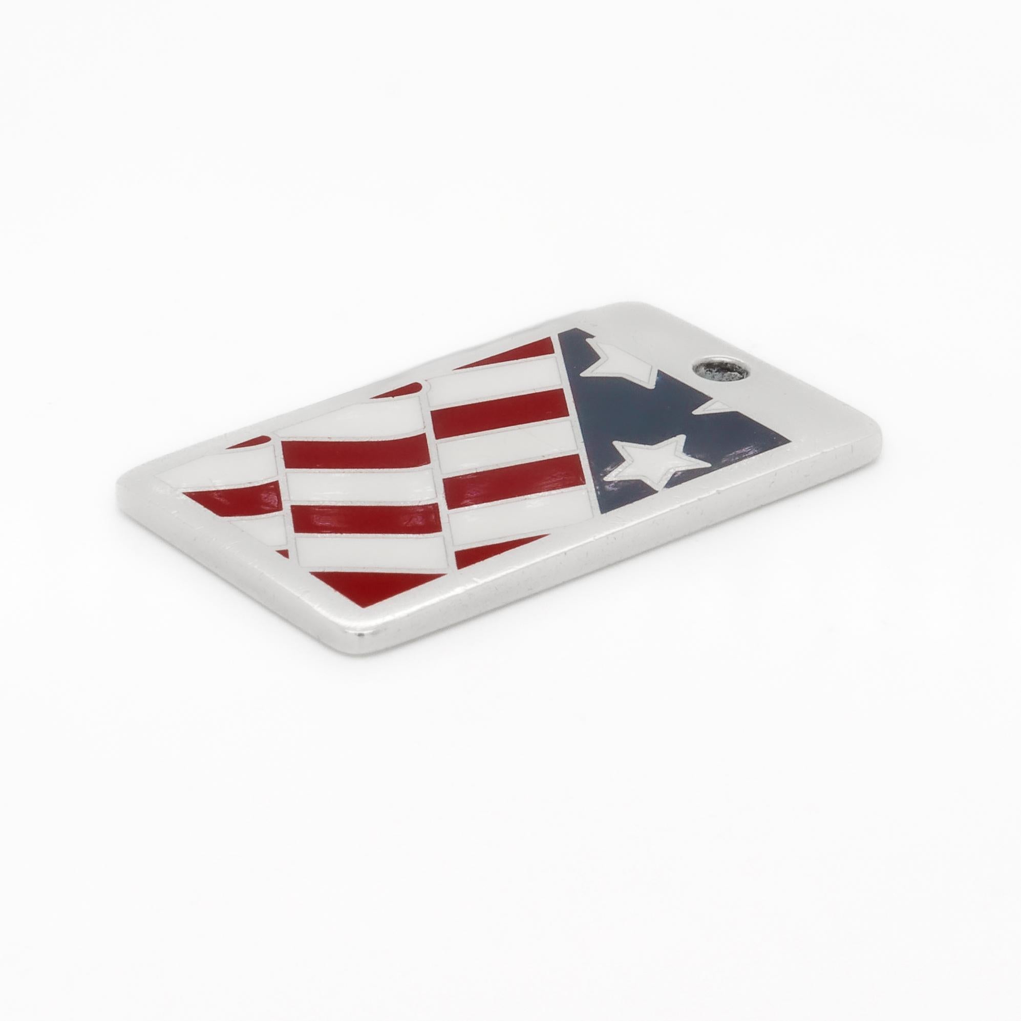 Tiffany & Co. Sterling Silber & Emaille amerikanische Flagge Charme Anhänger oder Hundemarke im Angebot 1