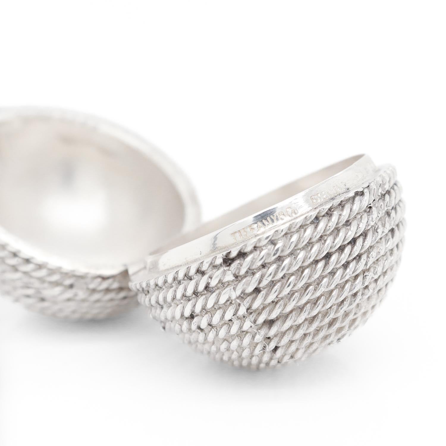 Tiffany & Co. Sterling Silver Figural Ball of Yarn or Coiled Rope Pill Box 4