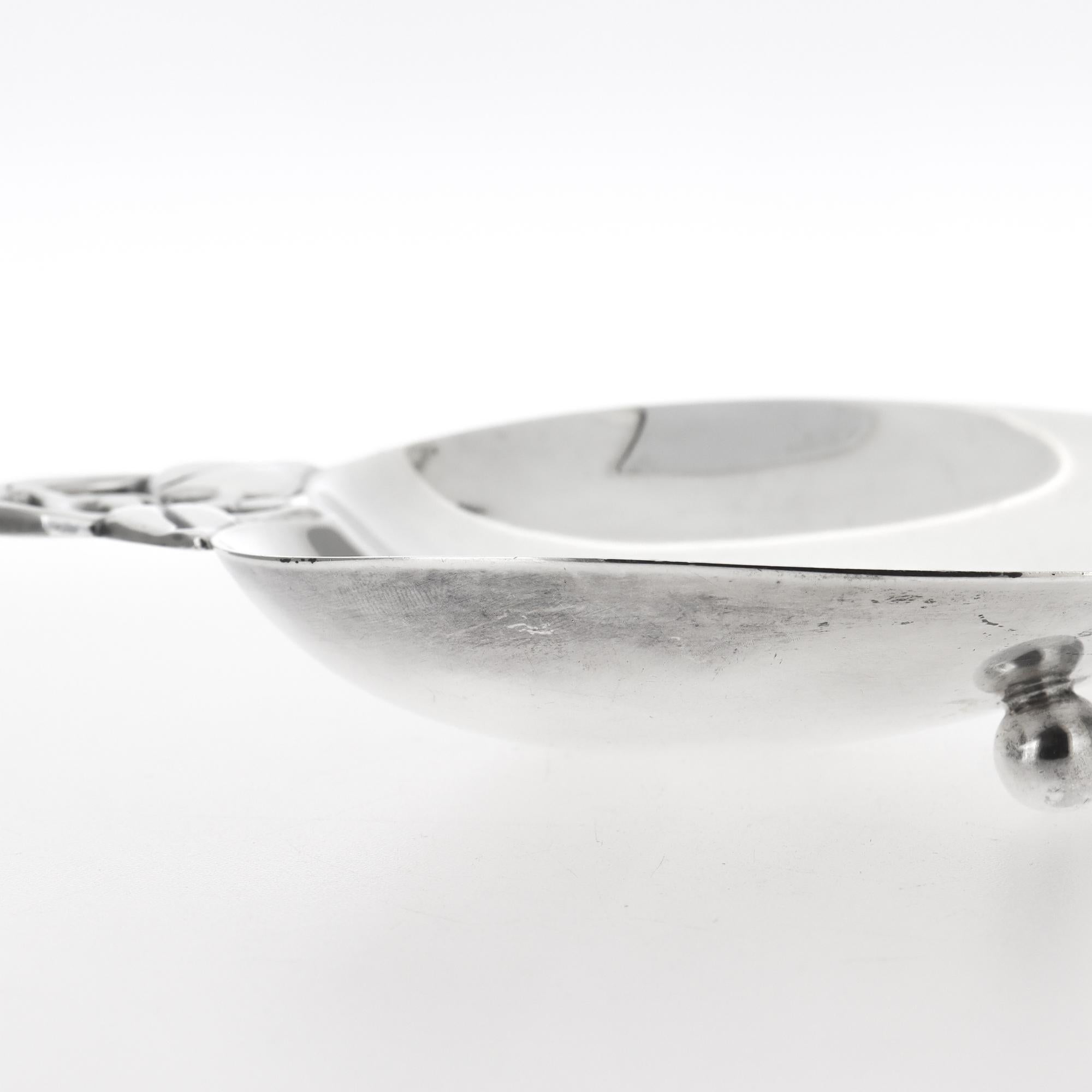 Piatto o Vide Poche in argento Tiffany & Co. in vendita 11