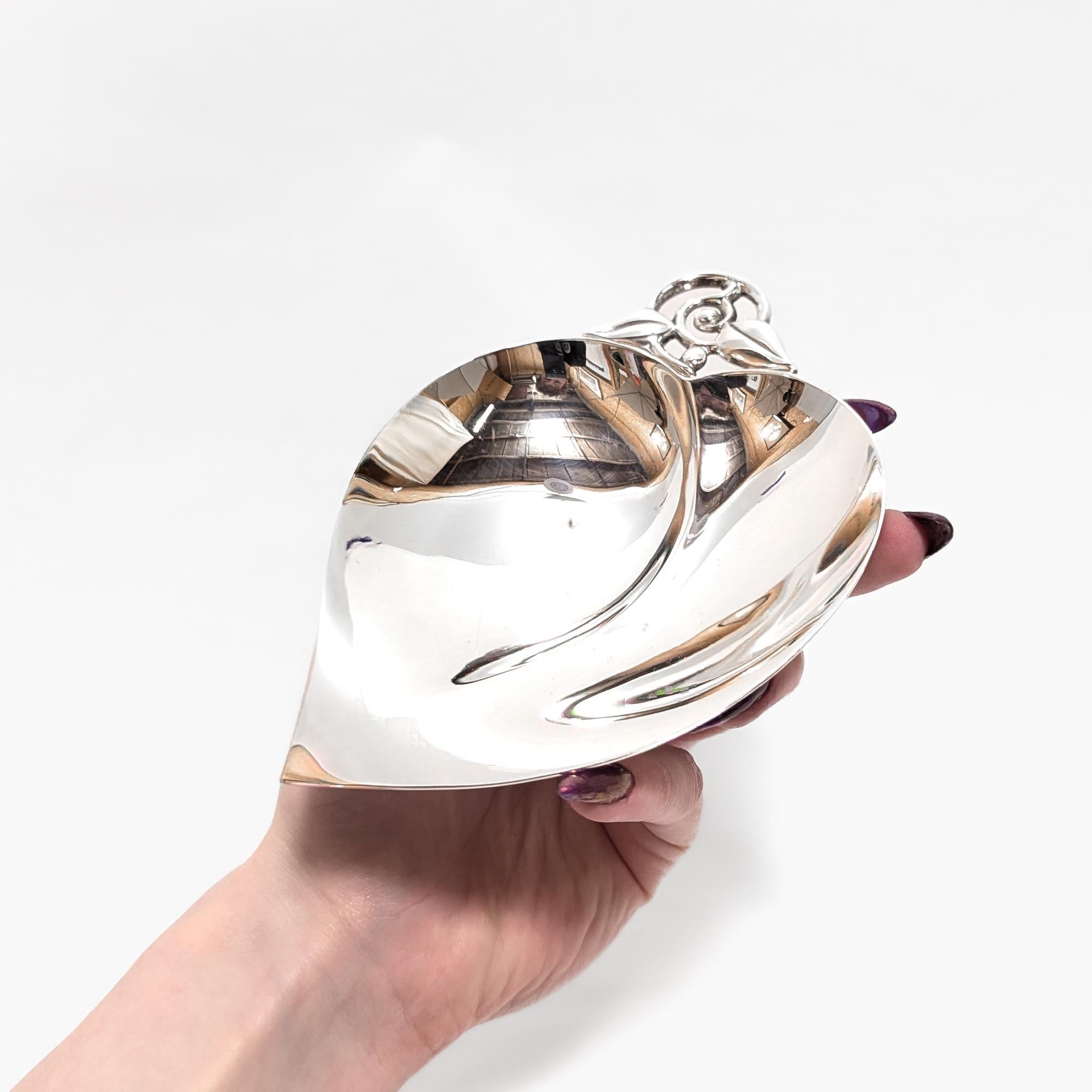 Mid-Century moderno Piatto o Vide Poche in argento Tiffany & Co. in vendita