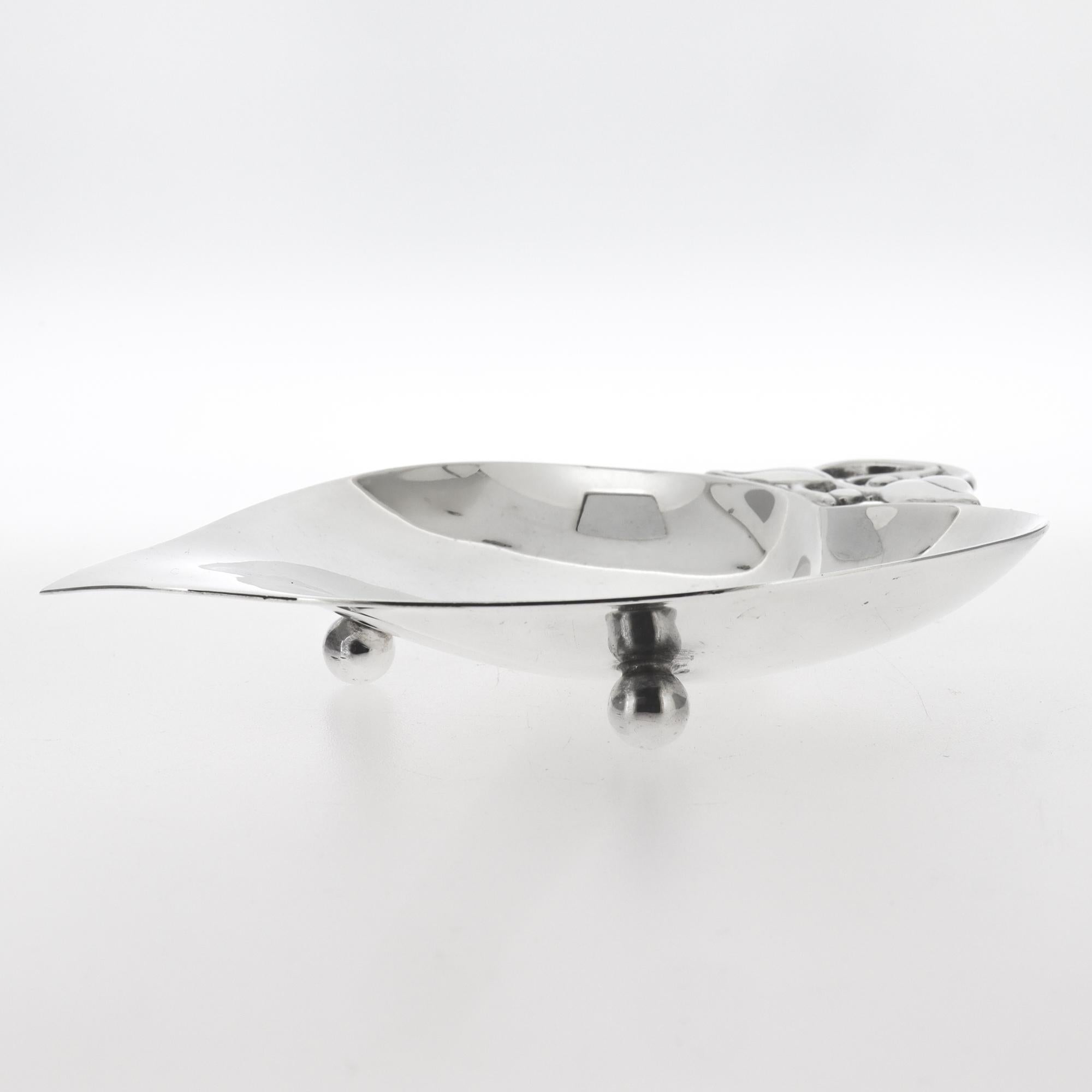 Piatto o Vide Poche in argento Tiffany & Co. in vendita 2