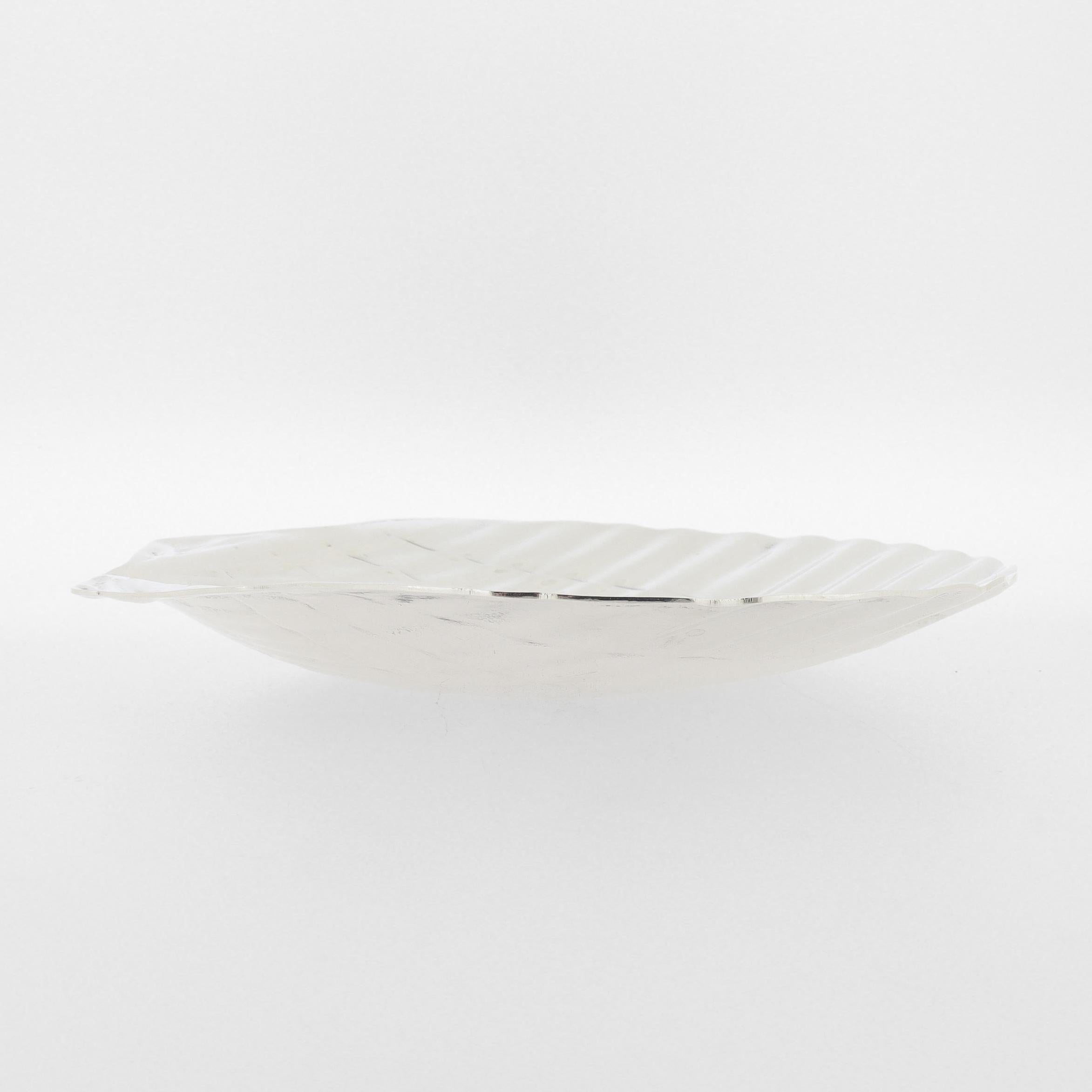 Tiffany & Co. Sterling Silver Figural Scallop Shell Dish / Vide Poche For Sale 6