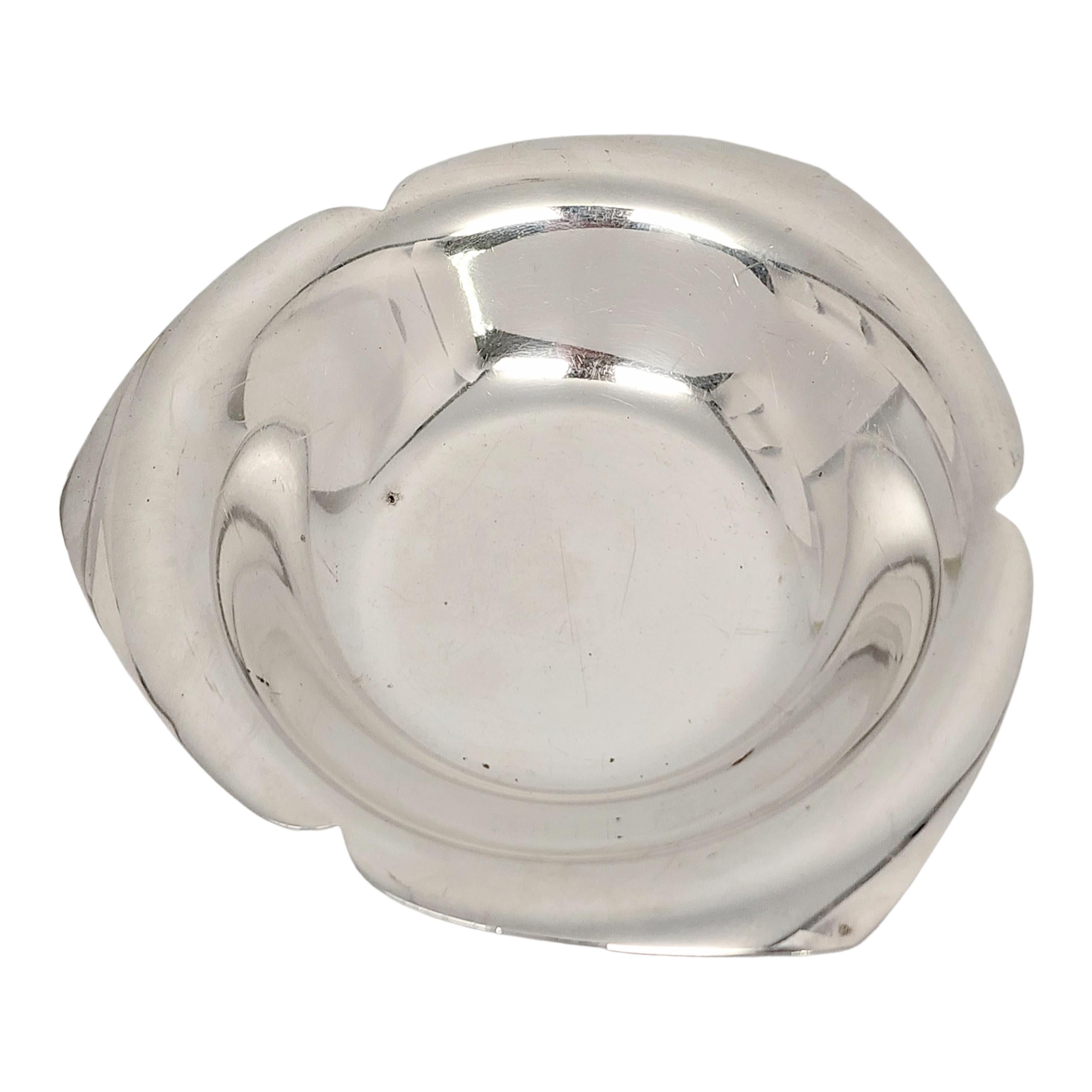 Women's or Men's Tiffany & Co. Sterling Silver Flower Small Nut Bowl/Dish 23434 For Sale