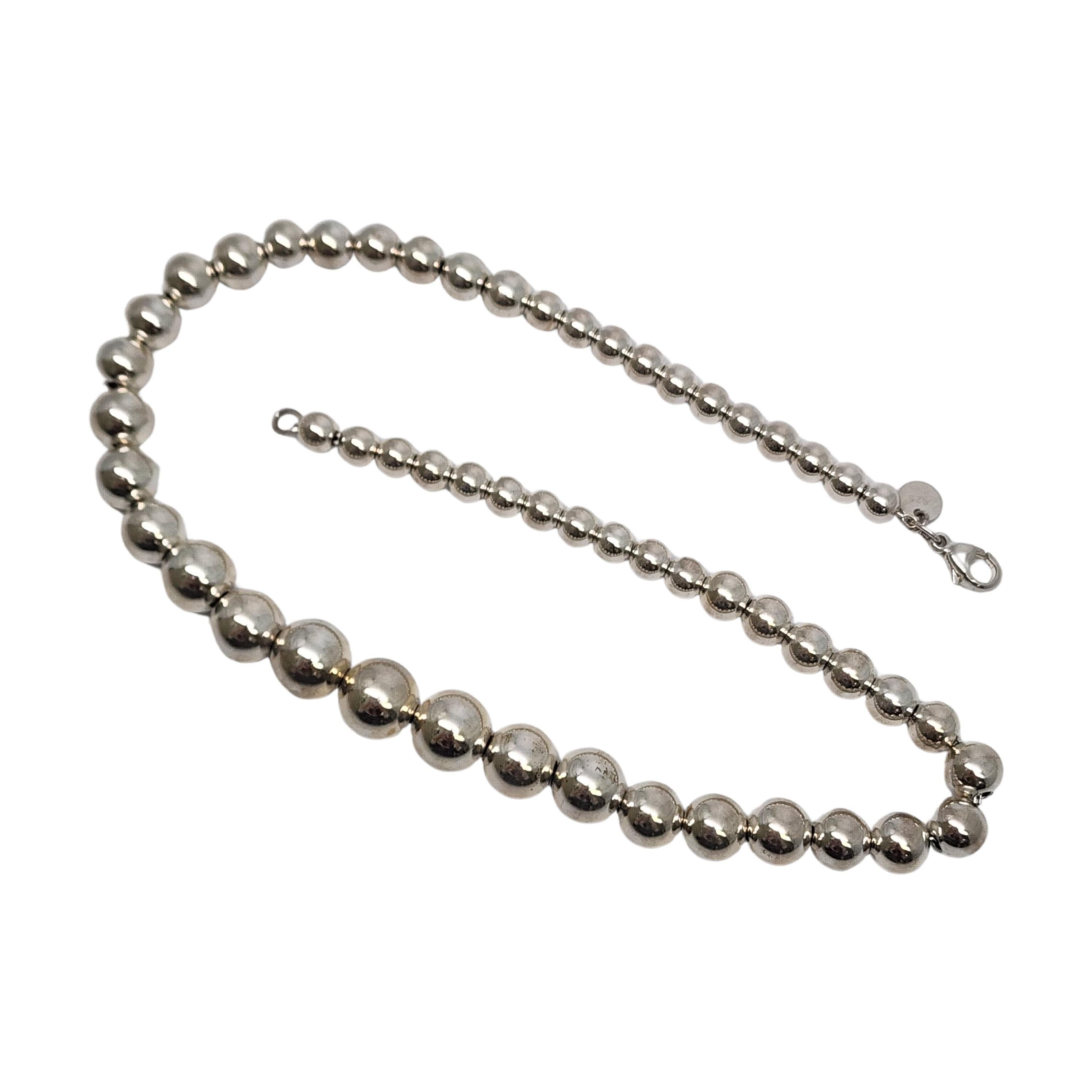 Tiffany & Co. Collier de perles à boules graduées en argent sterling 16