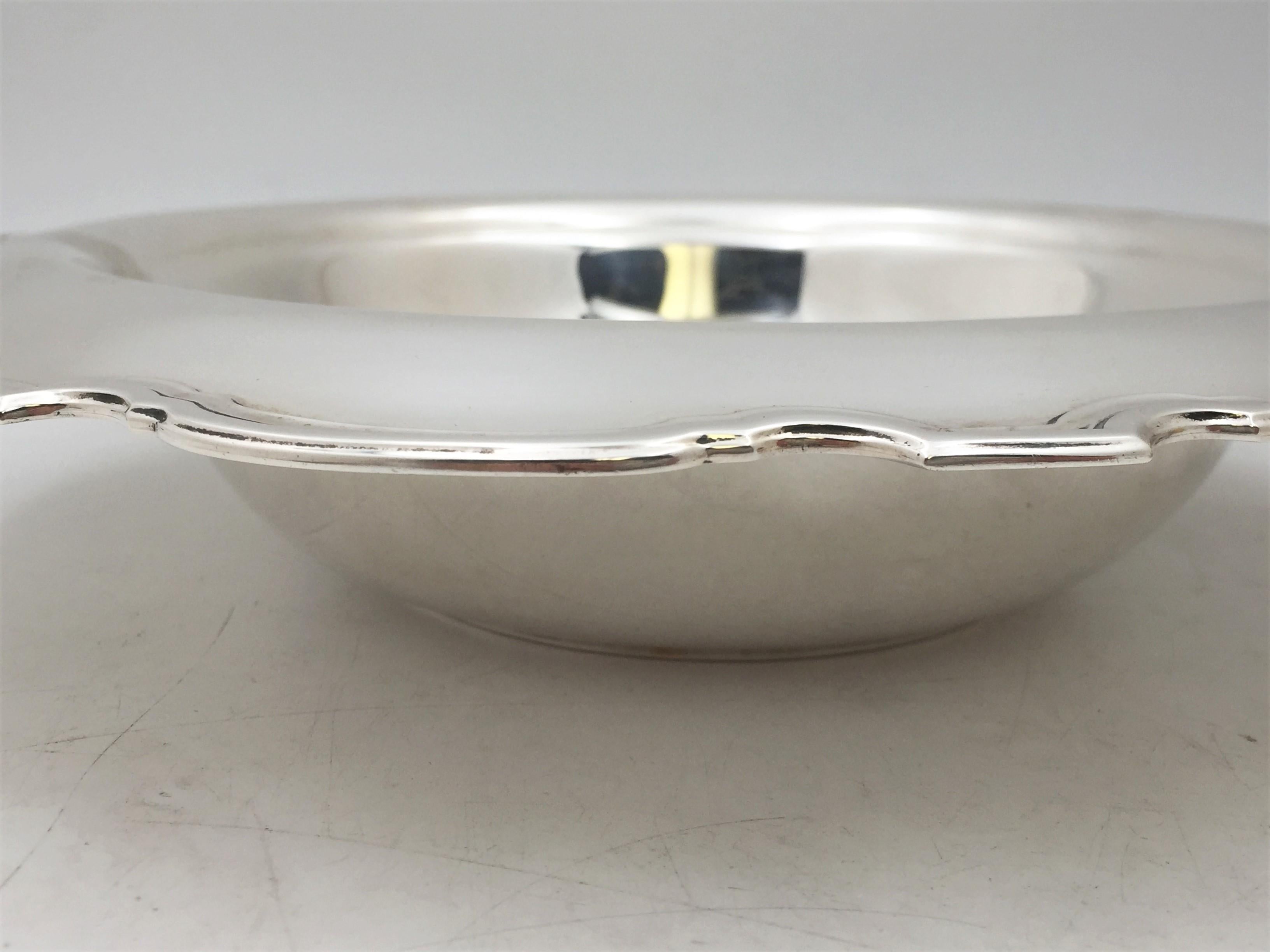 Américain Tiffany & Co. Bol de centre de table en argent sterling « Hampton » de 1925 de style Art Déco en vente