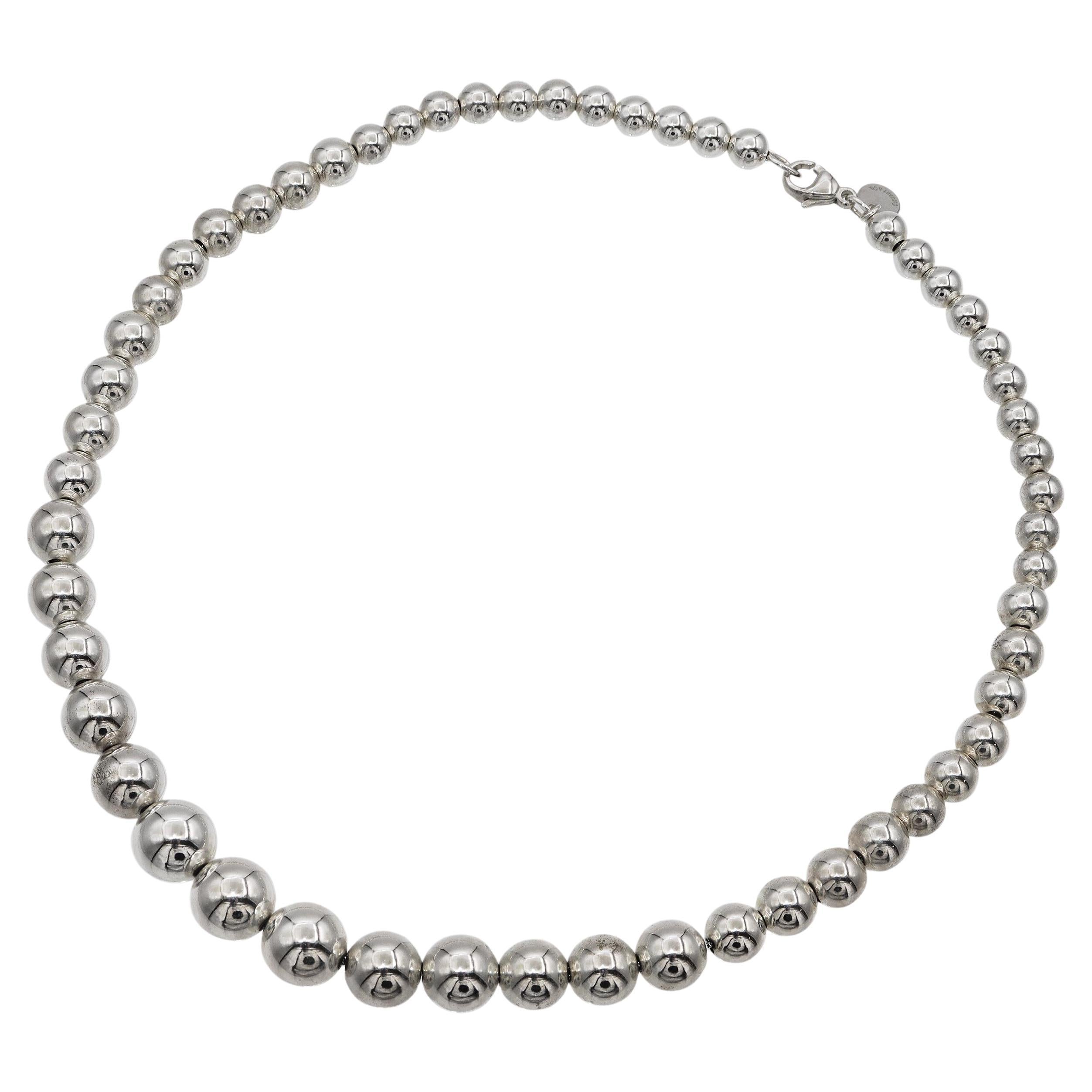 Tiffany & Co. Collana di perline graduate in argento sterling Hardware in vendita