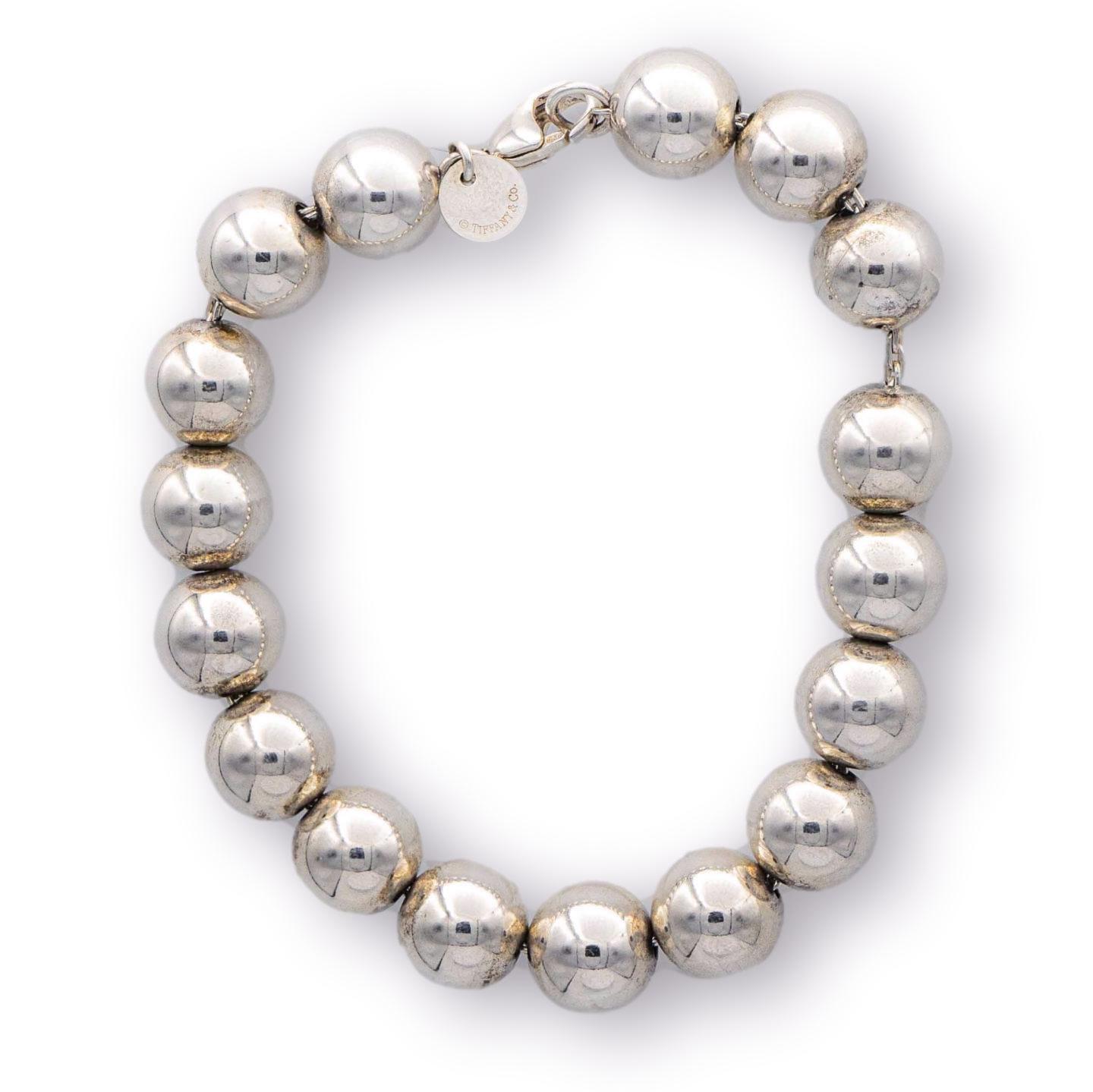 Tiffany & co. ball bracelet from the Hardwear collection finely crafted in fine sterling silver with 17 balls measuring 10mm each , with a length of 6.5