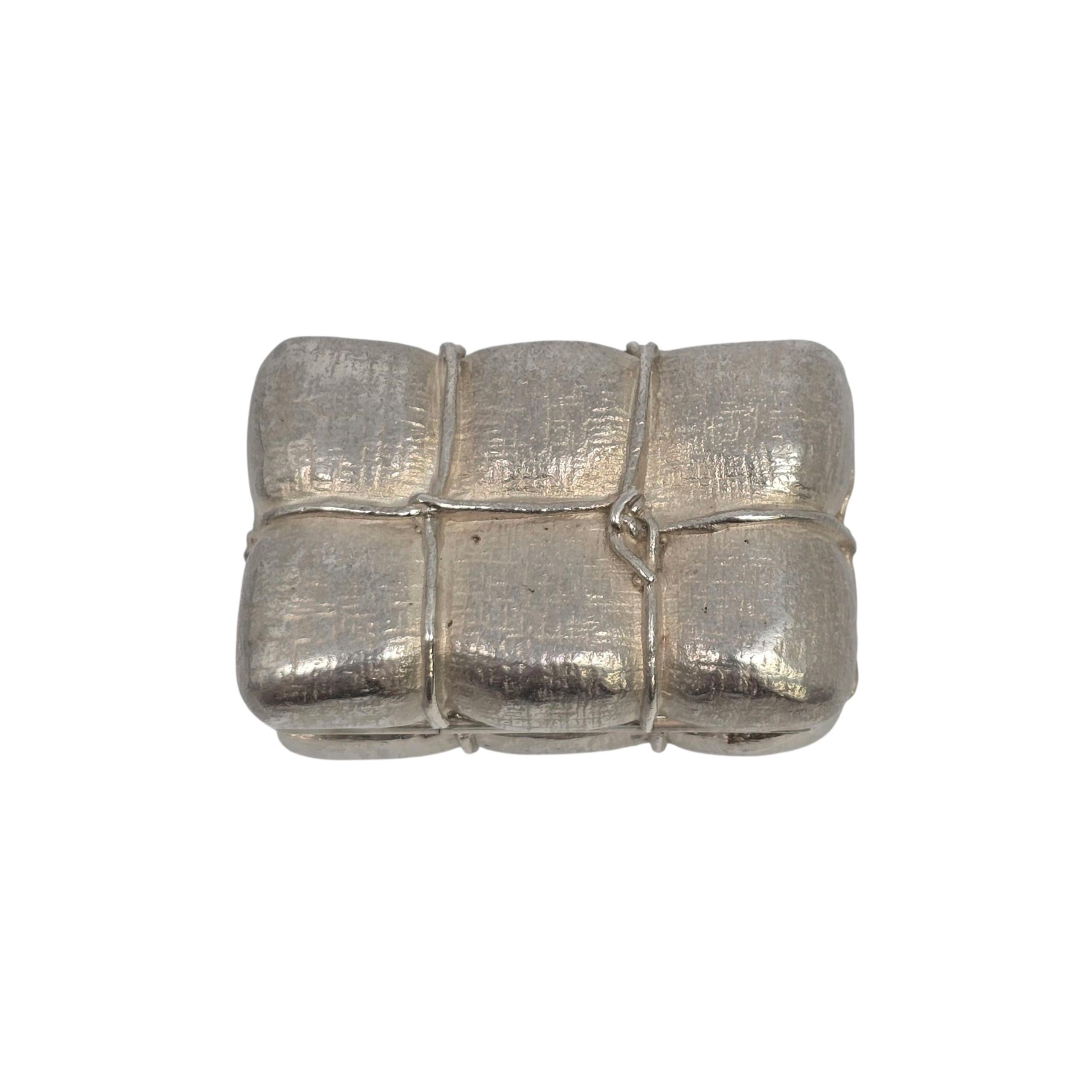 Tiffany & Co Sterling Silver Hay Bale Pill/Trinket Box #22271 For Sale 2