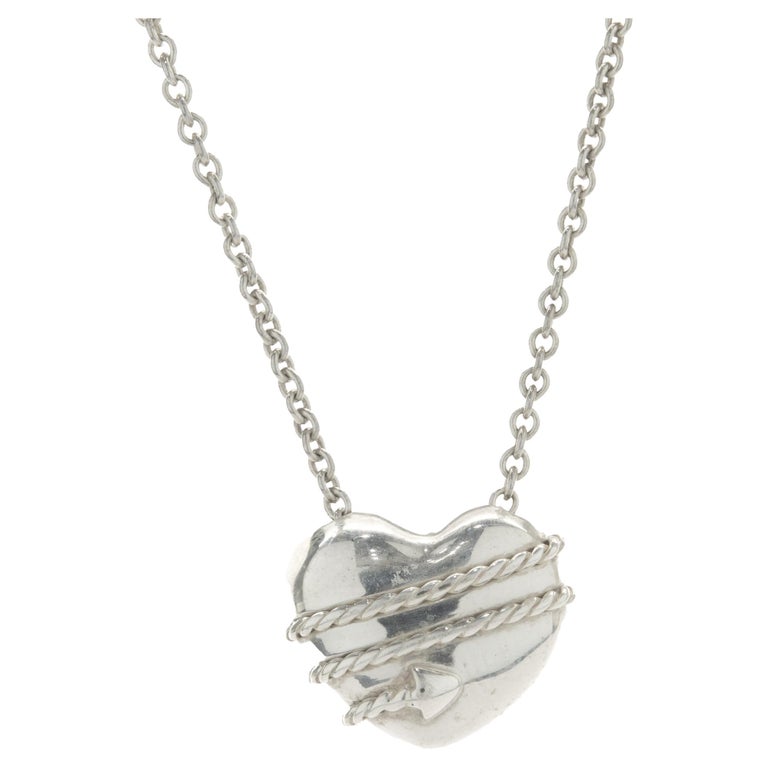 Tiffany and Co. Sterling Silber Herz Pfeil Wrap Halskette im