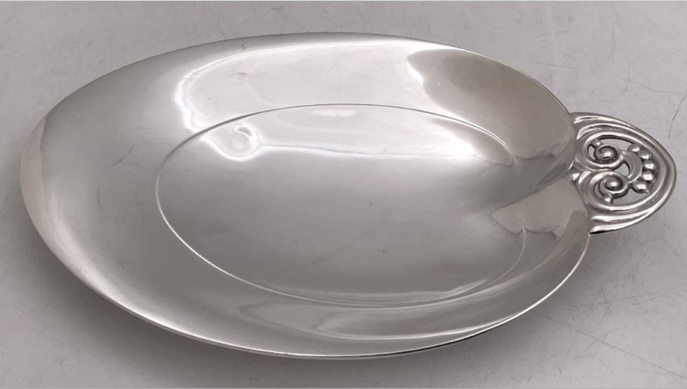 American Tiffany & Co. Sterling Silver Heart-Shaped Dish in Mid-Century Modern Style For Sale