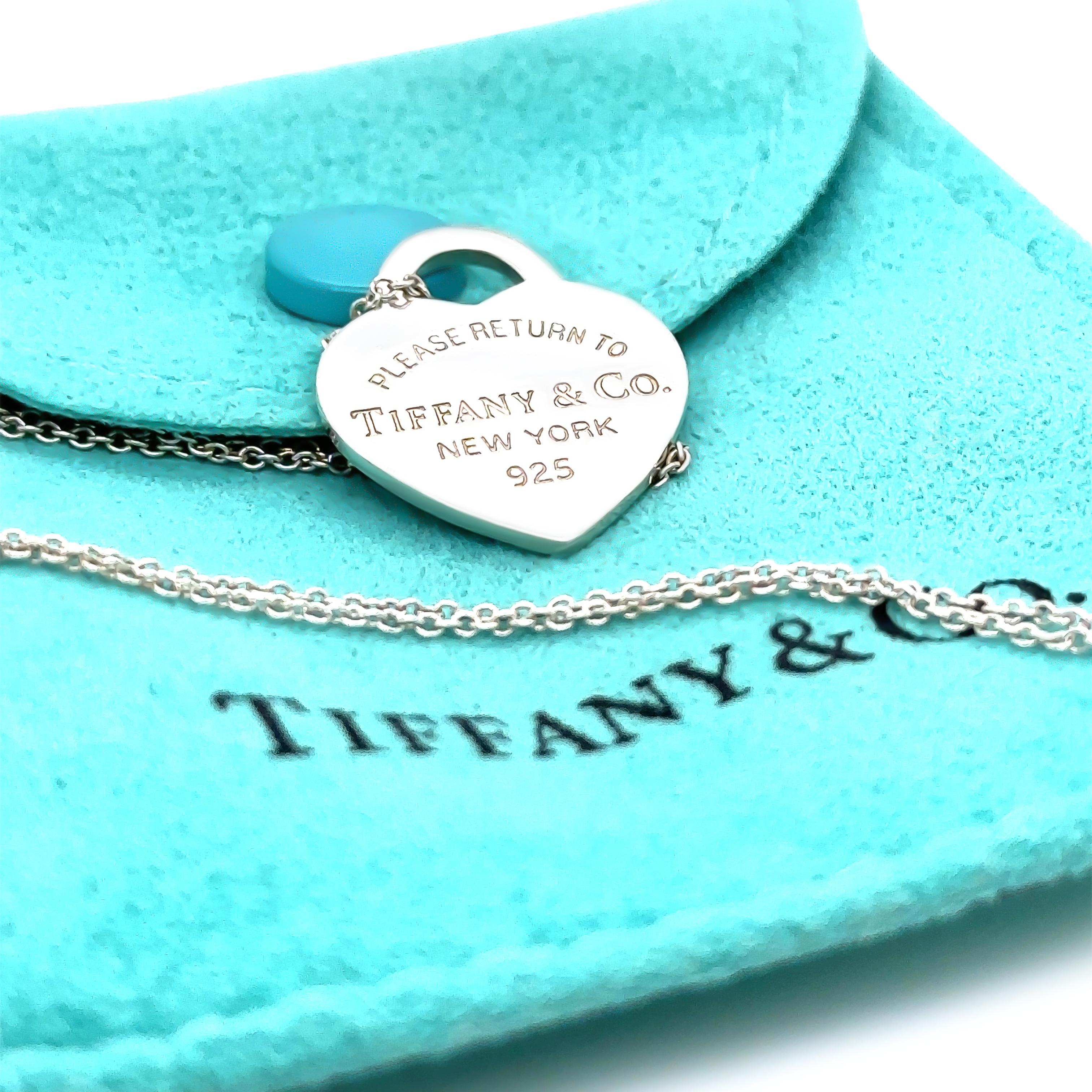 Tiffany & Co Sterling Silver Heart Tag Pendant In Excellent Condition In SYDNEY, NSW