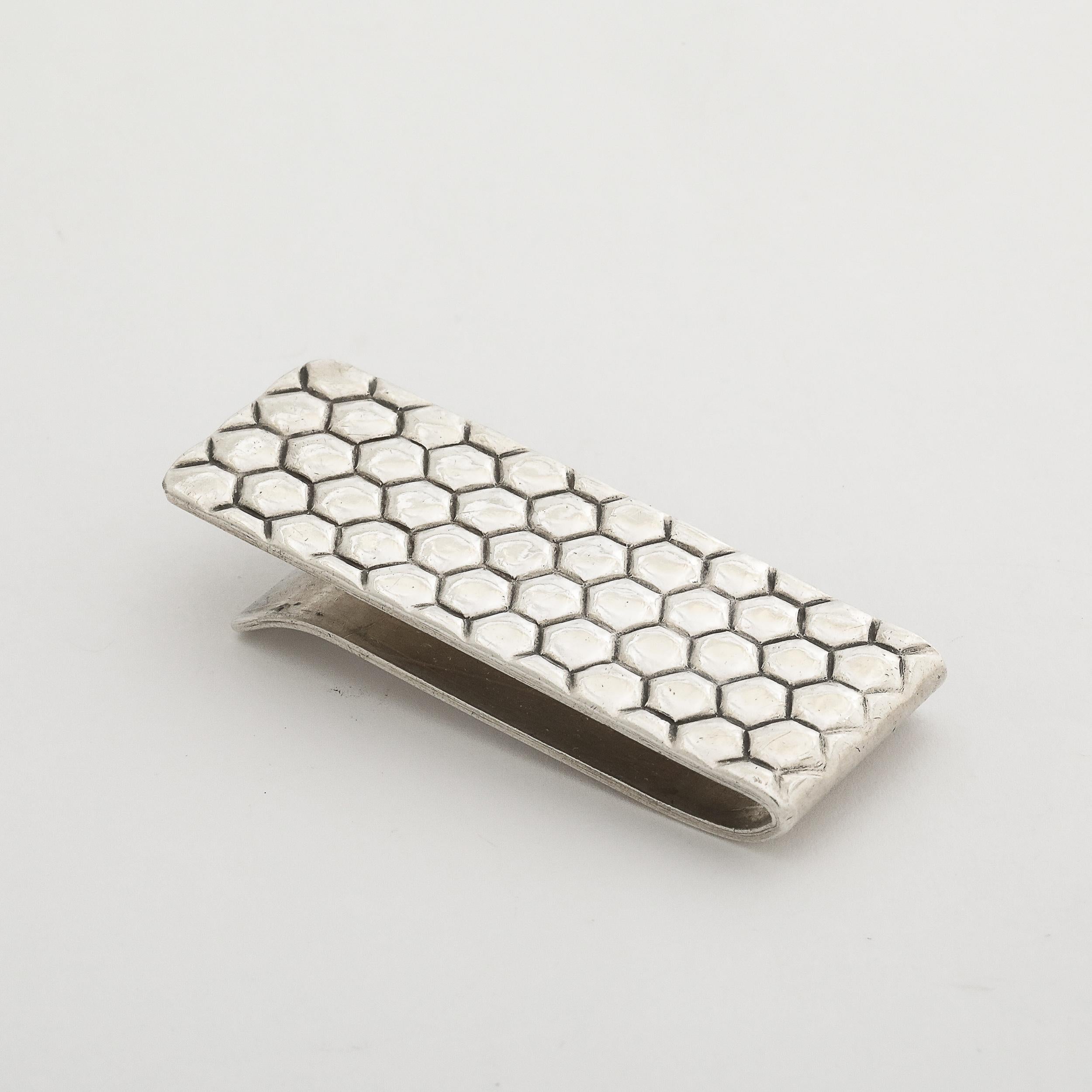 20th Century Tiffany & Co. Sterling Silver Honeycomb Money Clip For Sale