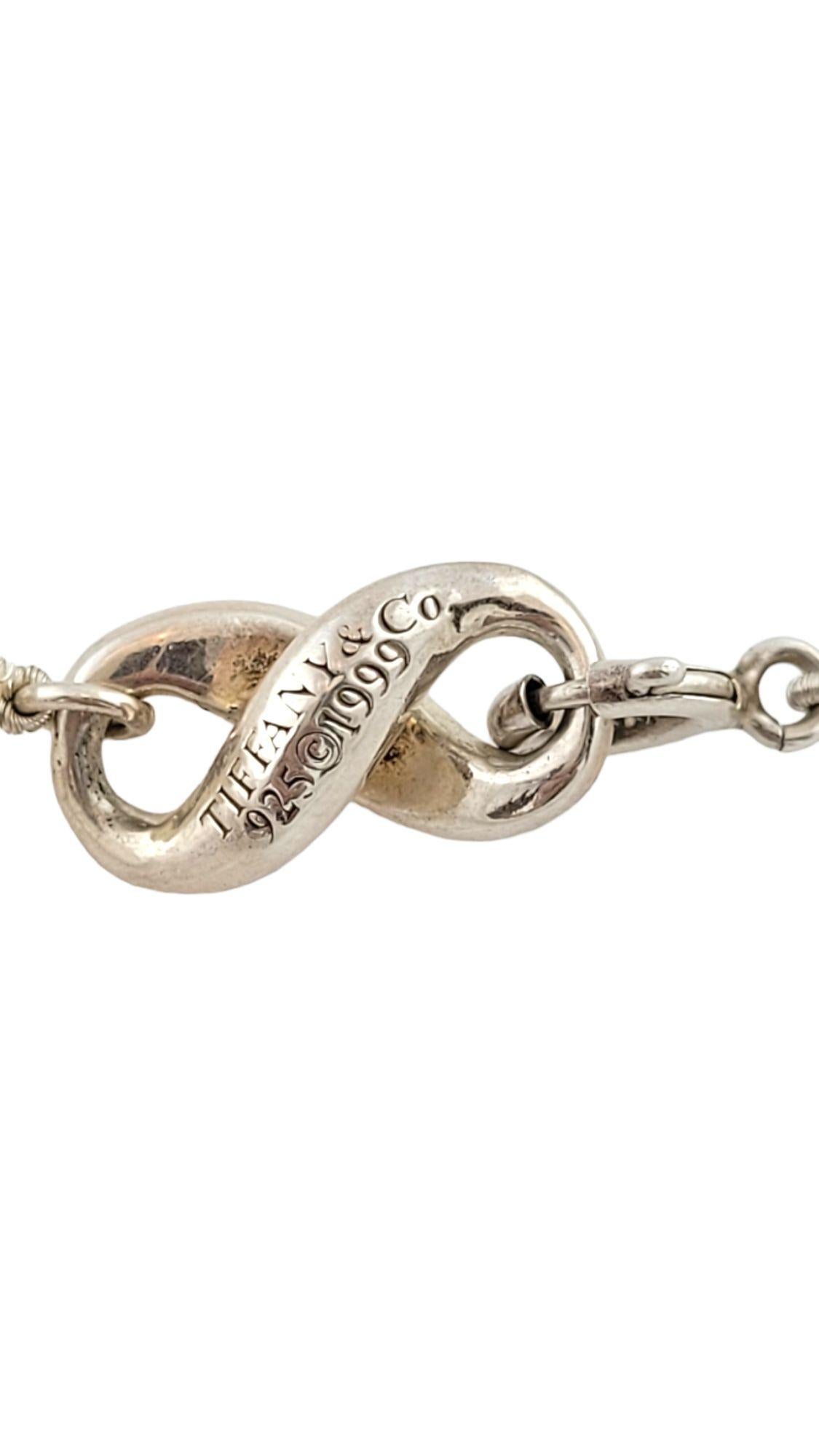 Tiffany & Co. Bracelet Infinity Figure 8 perles en argent sterling n° 14738 Bon état à Washington Depot, CT