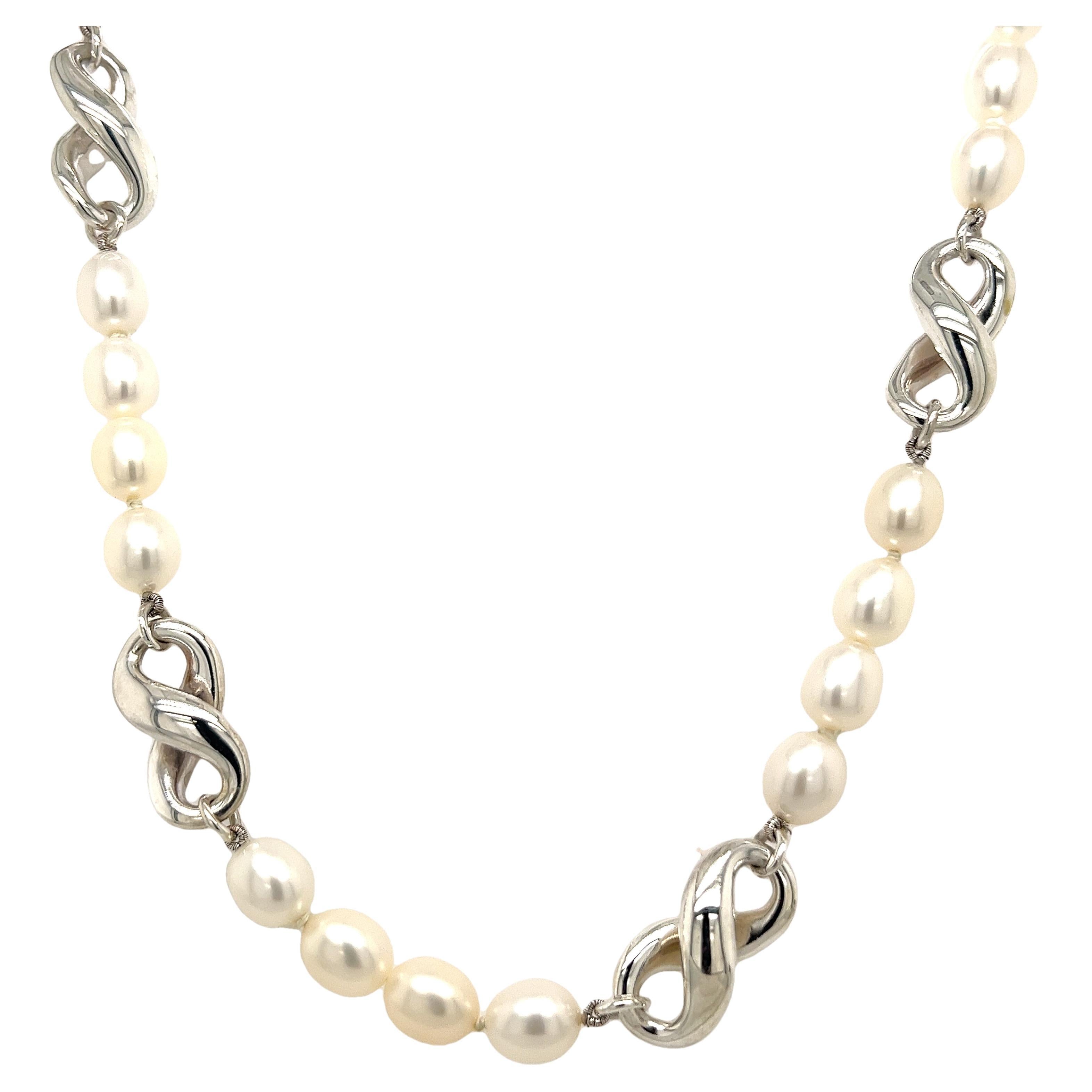 Tiffany & Co Sterling Silver Infinity Figure 8 White Pearl 34.1 g Necklace For Sale