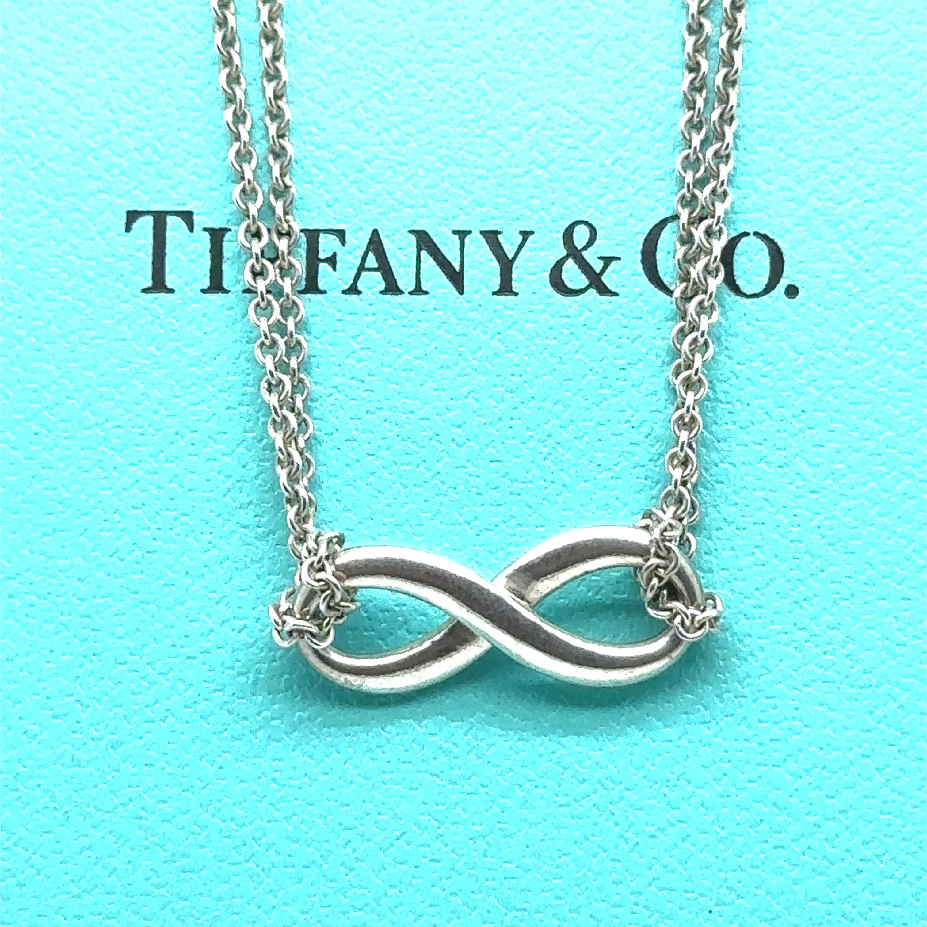 Tiffany & Co. Sterling Silver Infinity Pendant Necklace 6g For Sale 1
