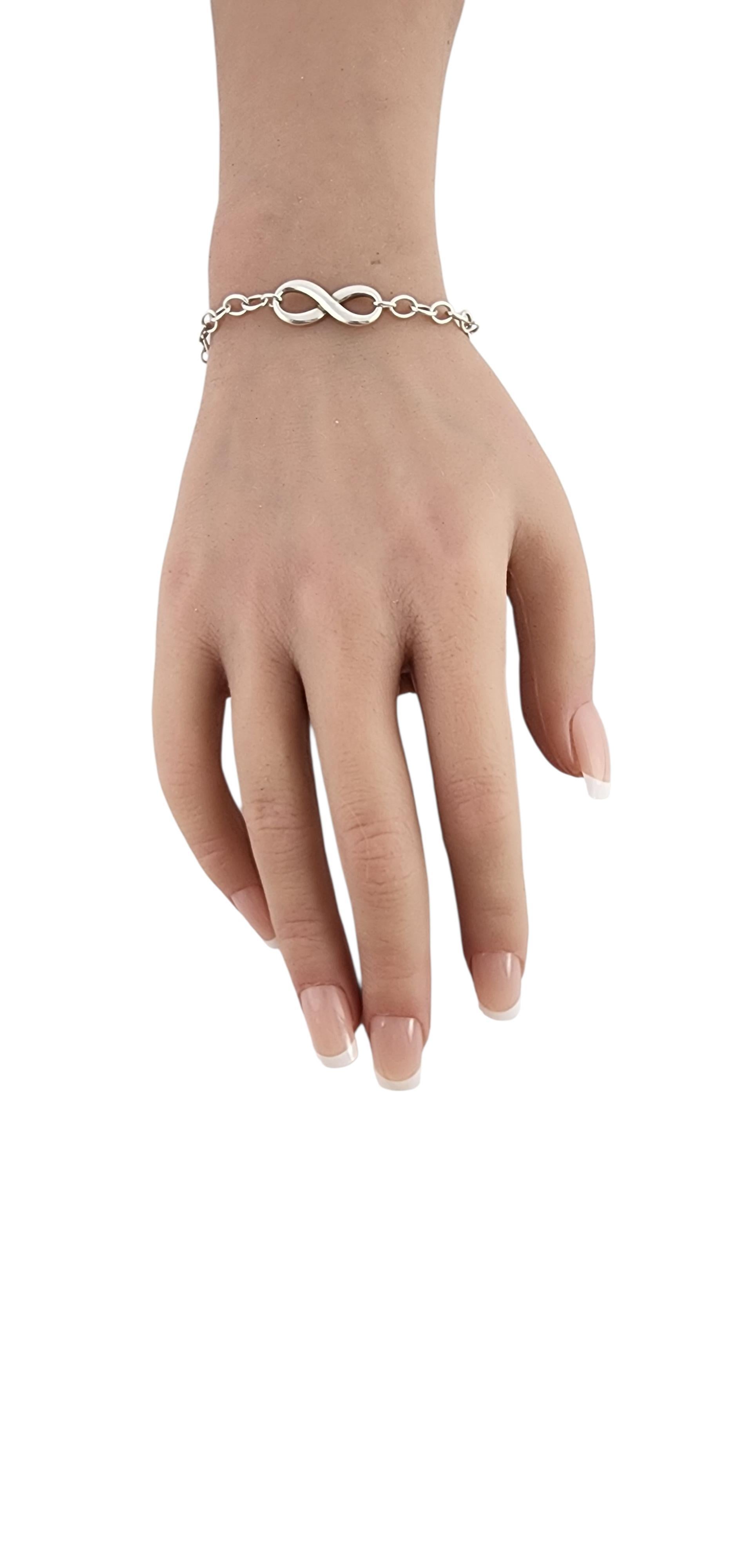 De las mujeres Tiffany & Co Plata de Ley Pulsera de eslabones con el signo del infinito #23993 en venta
